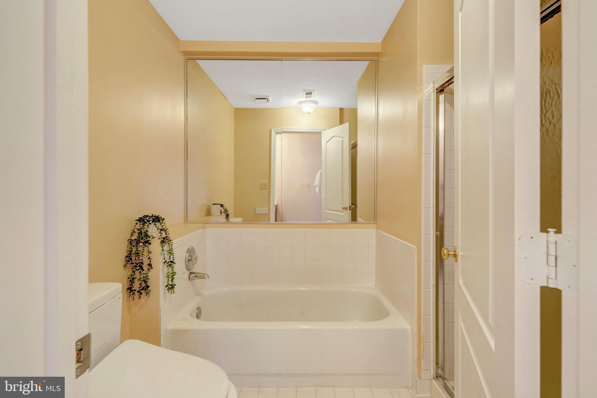 CENTRE RIDGE - Residential