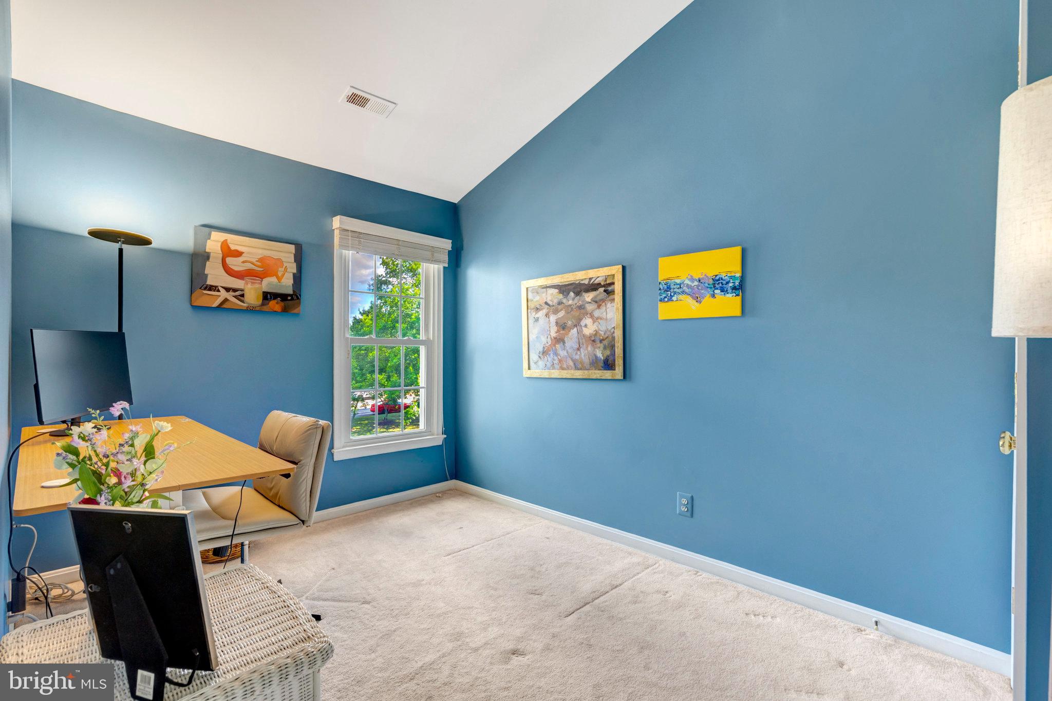 CENTRE RIDGE - Residential