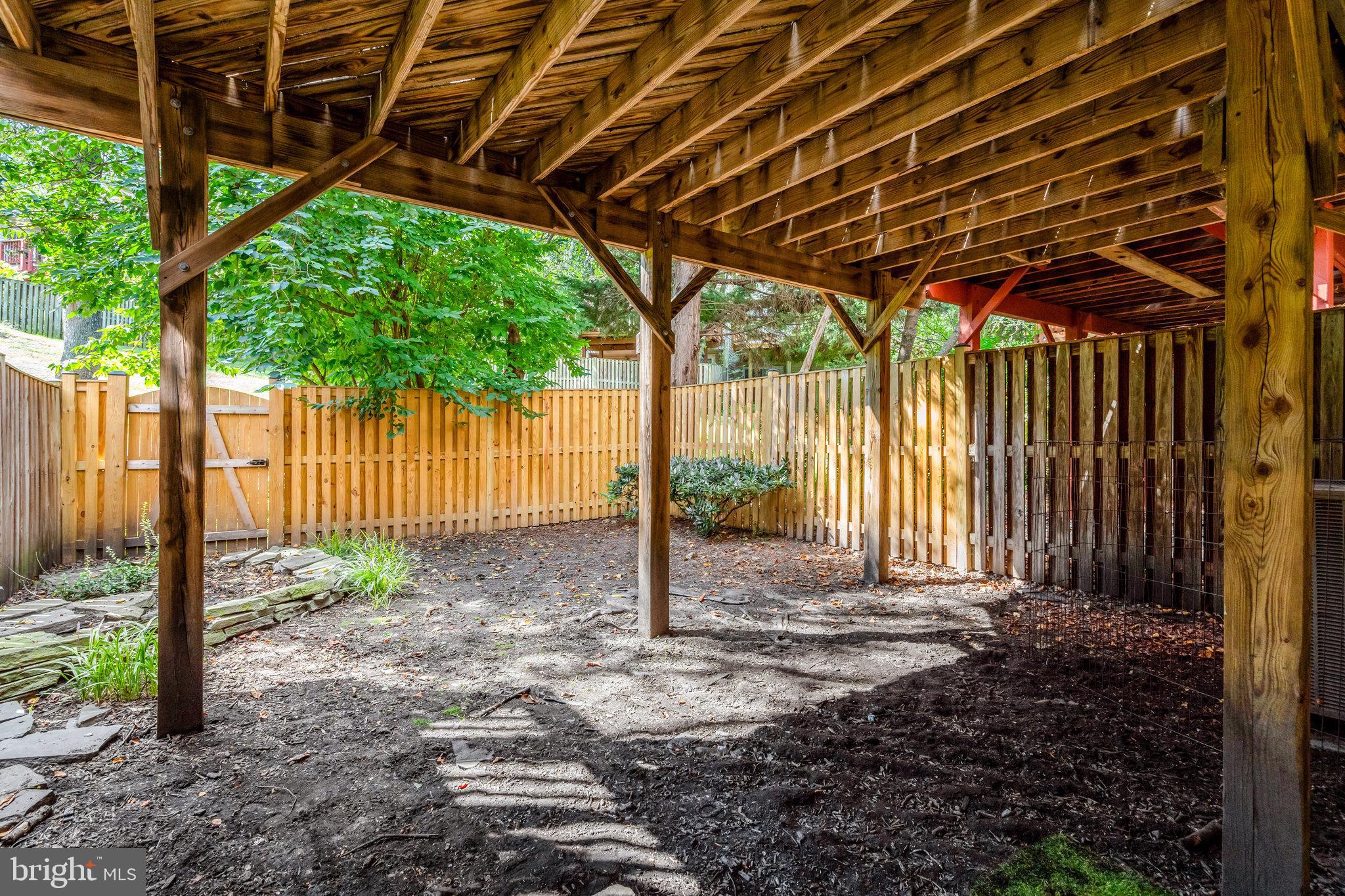 CENTRE RIDGE - Residential