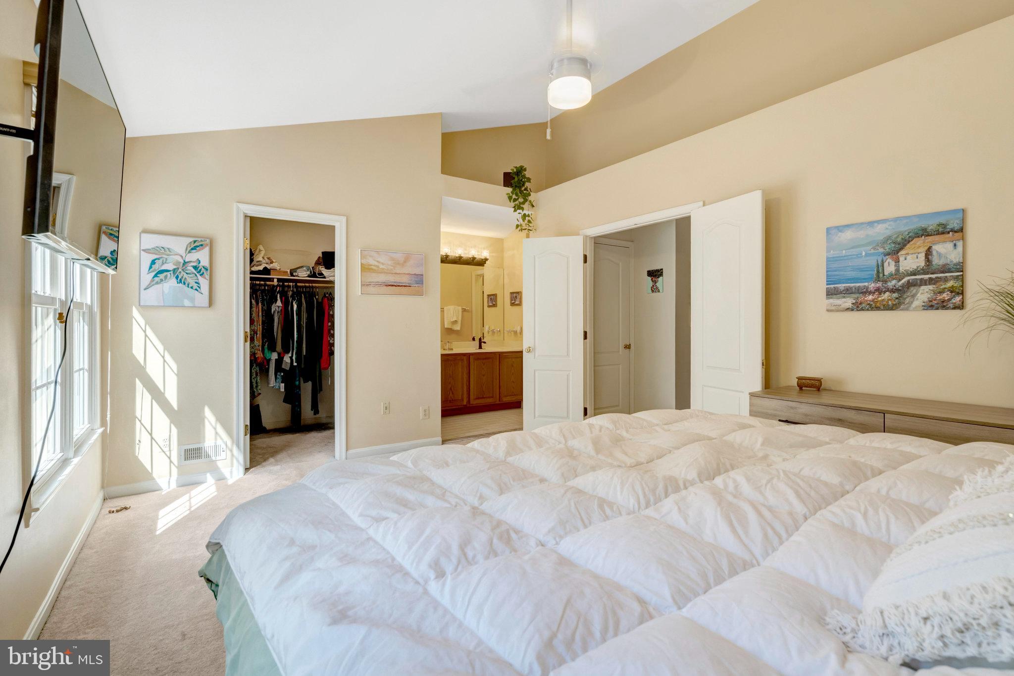 CENTRE RIDGE - Residential