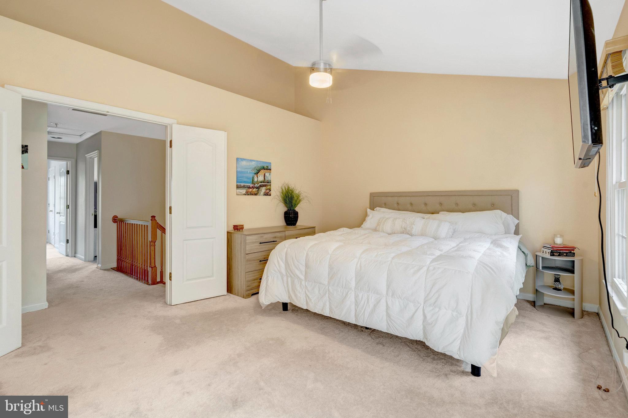 CENTRE RIDGE - Residential