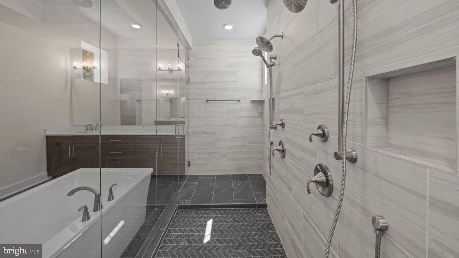 MARSHALL'S LANDING - Residential