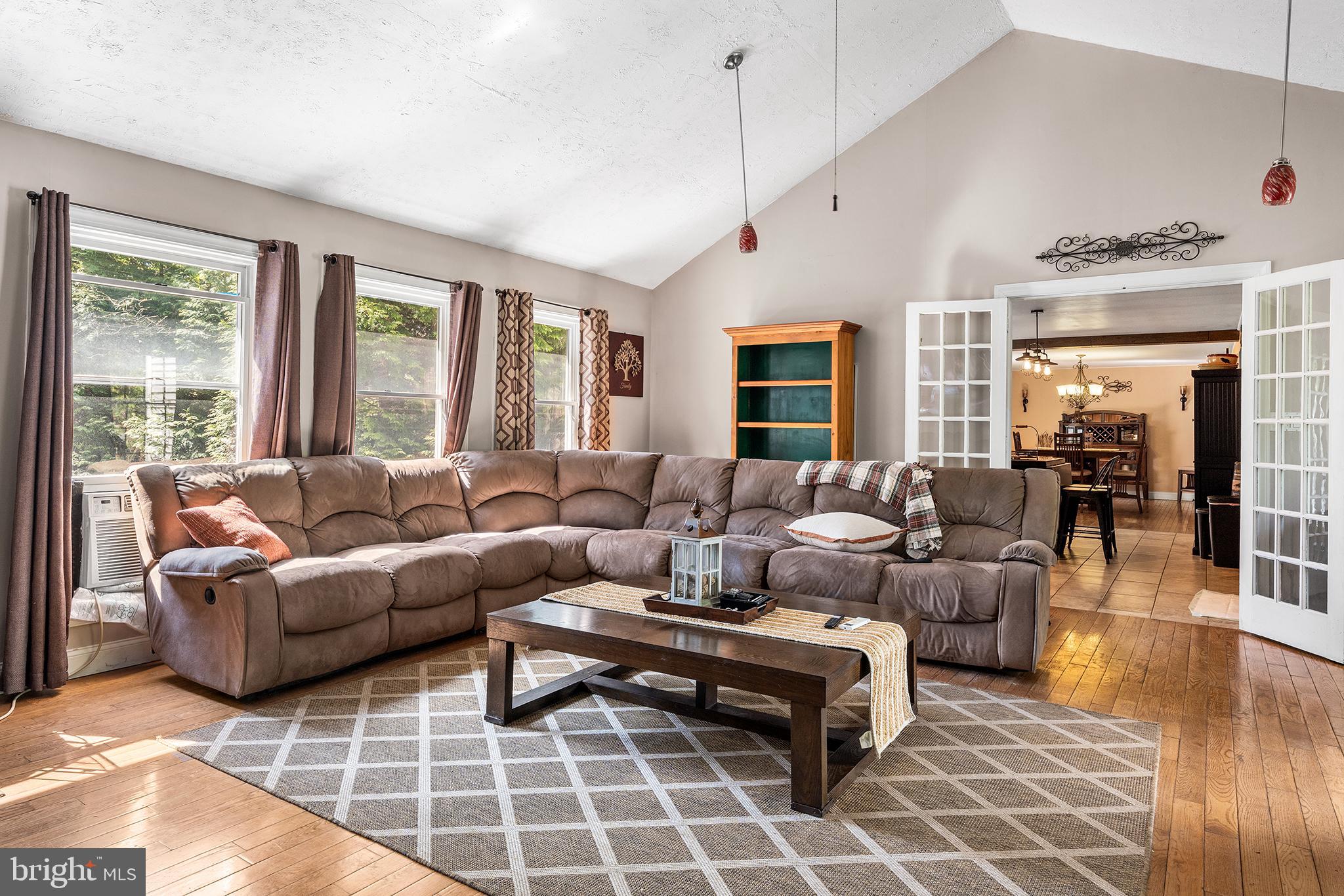 CHESTNUTRIDGE PLANTATION - Residential