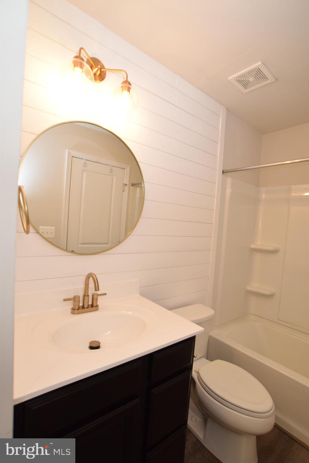 GERMANNA HEIGHTS - Residential Lease