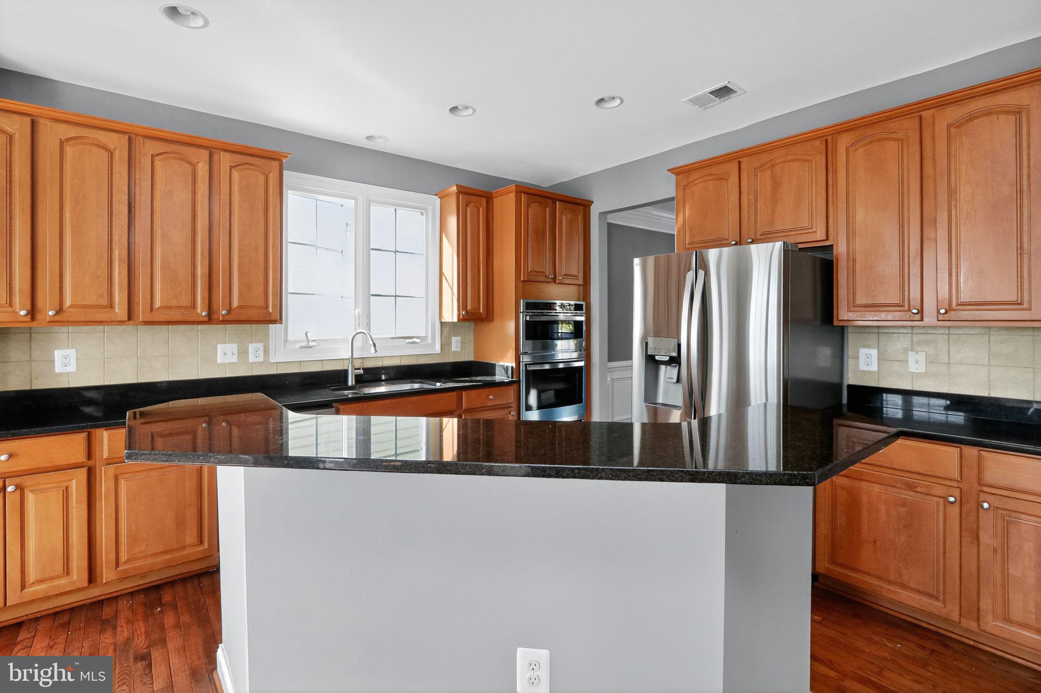 PORT POTOMAC - Residential