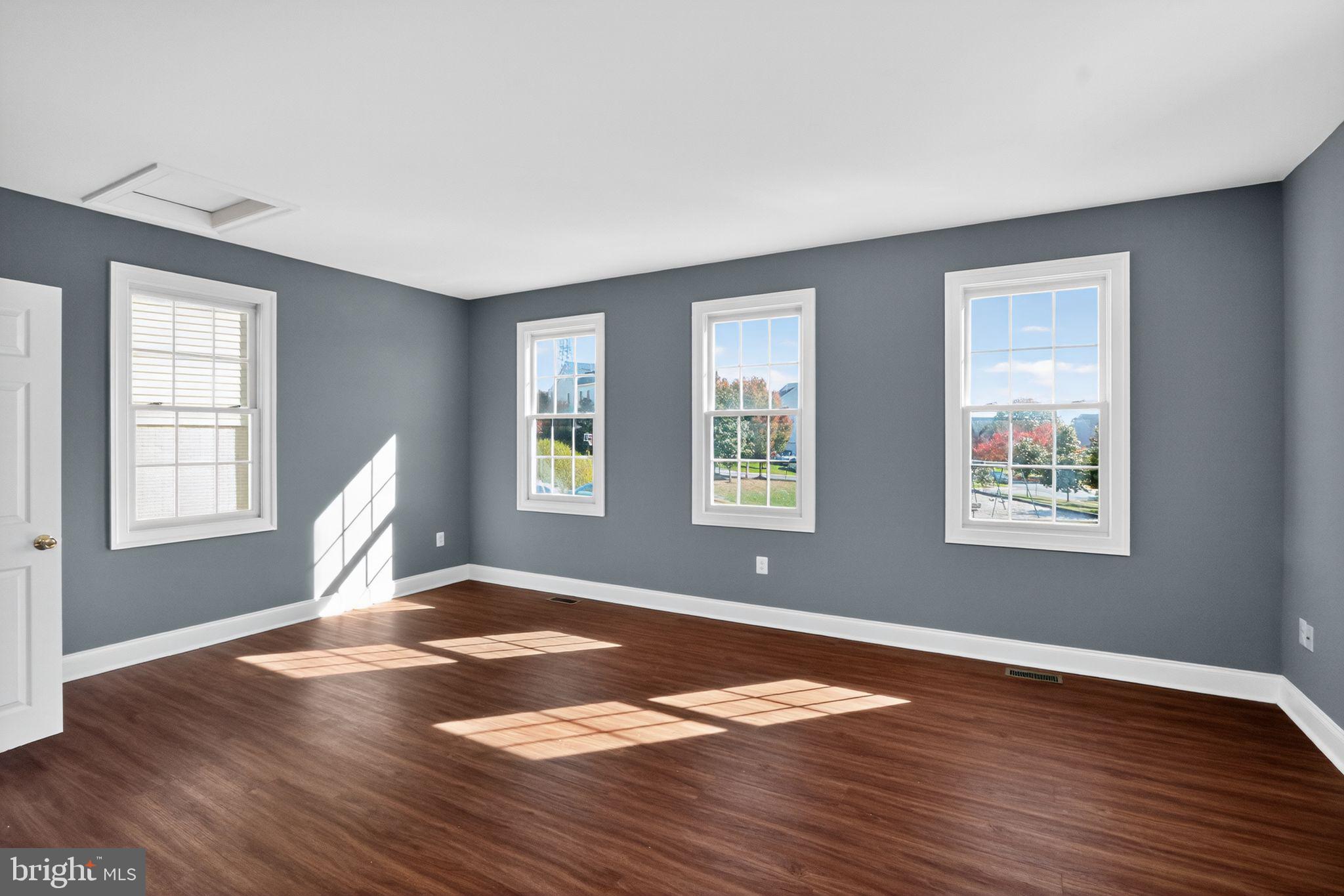 PORT POTOMAC - Residential