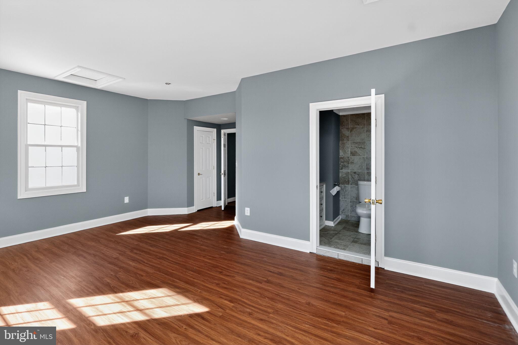 PORT POTOMAC - Residential