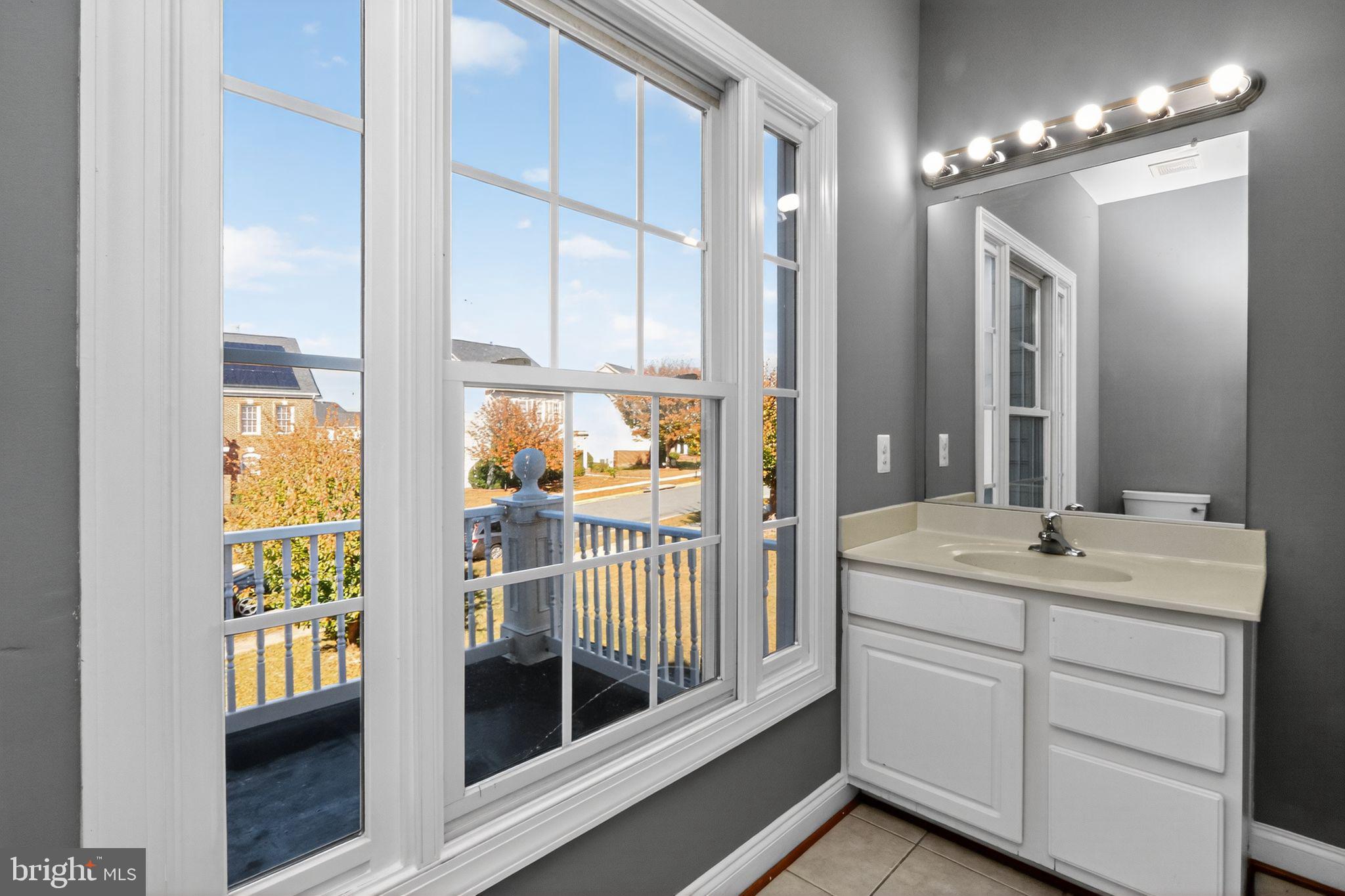 PORT POTOMAC - Residential