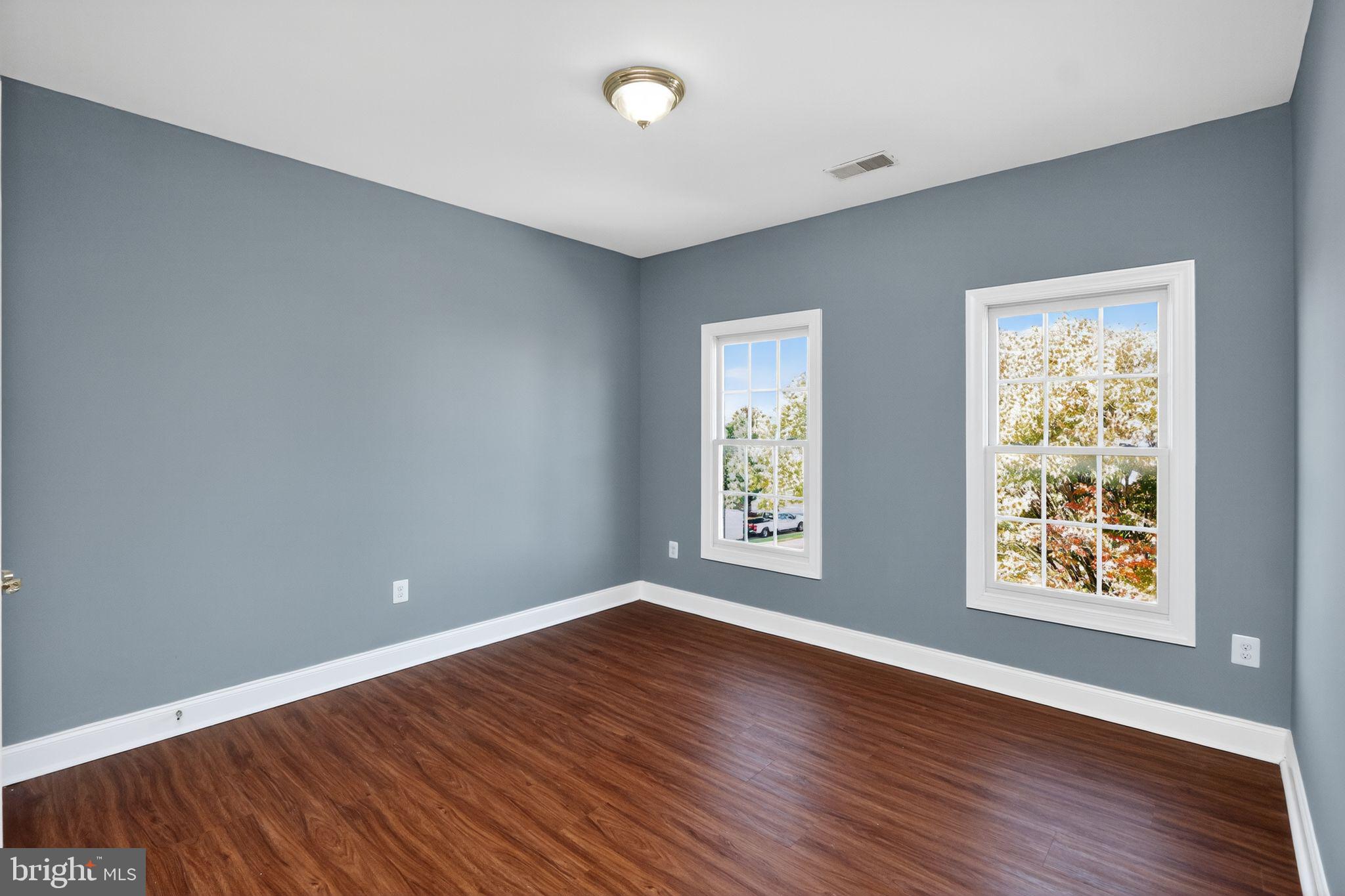 PORT POTOMAC - Residential