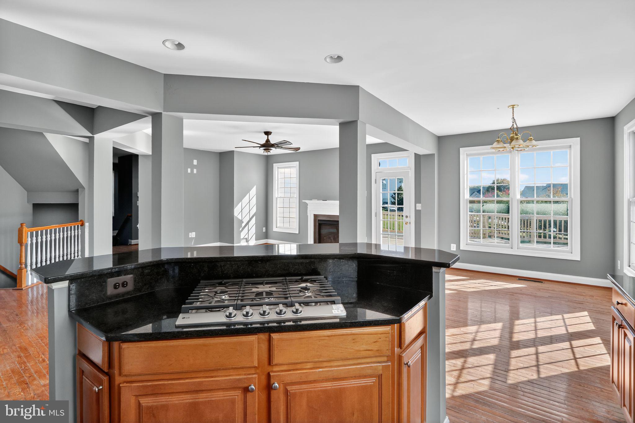 PORT POTOMAC - Residential