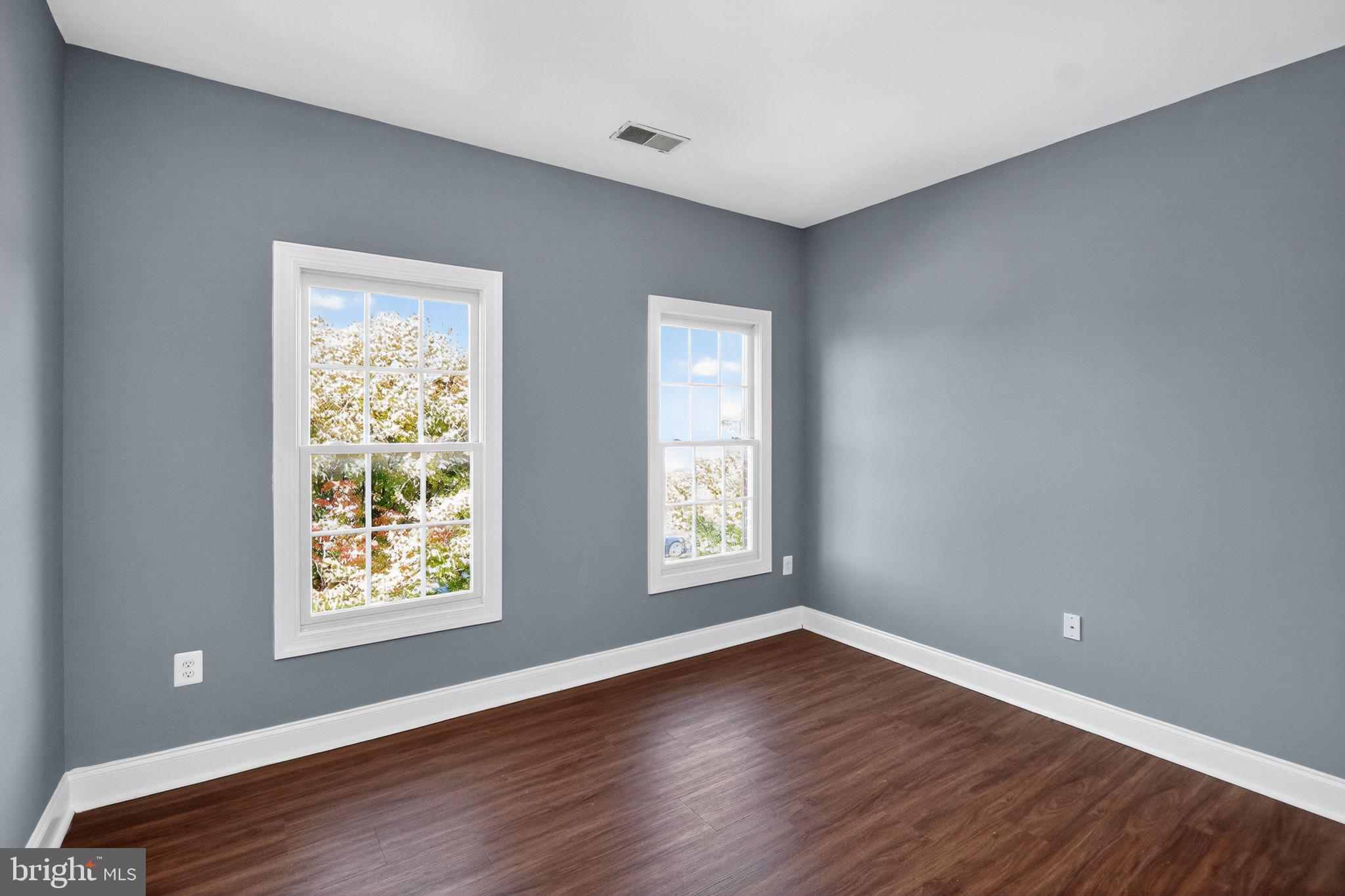 PORT POTOMAC - Residential