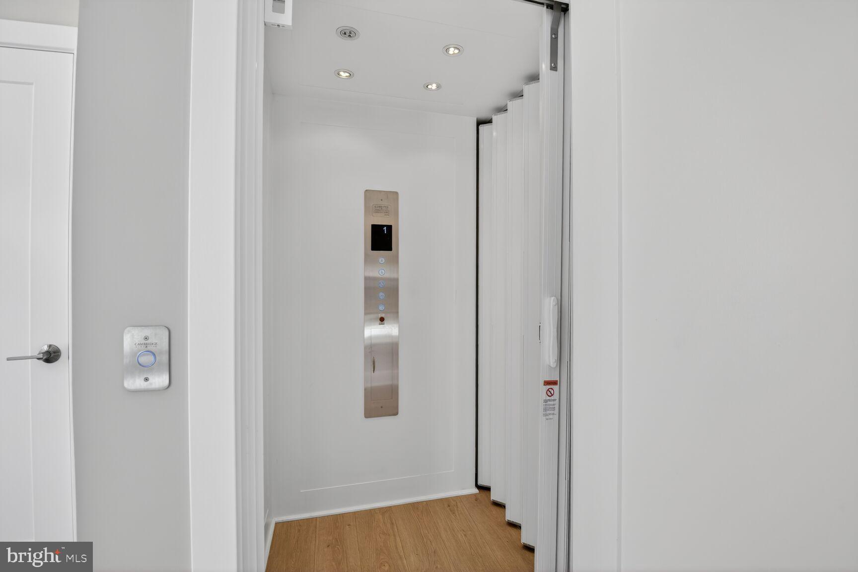 STRATHMORE VIEW - Residential