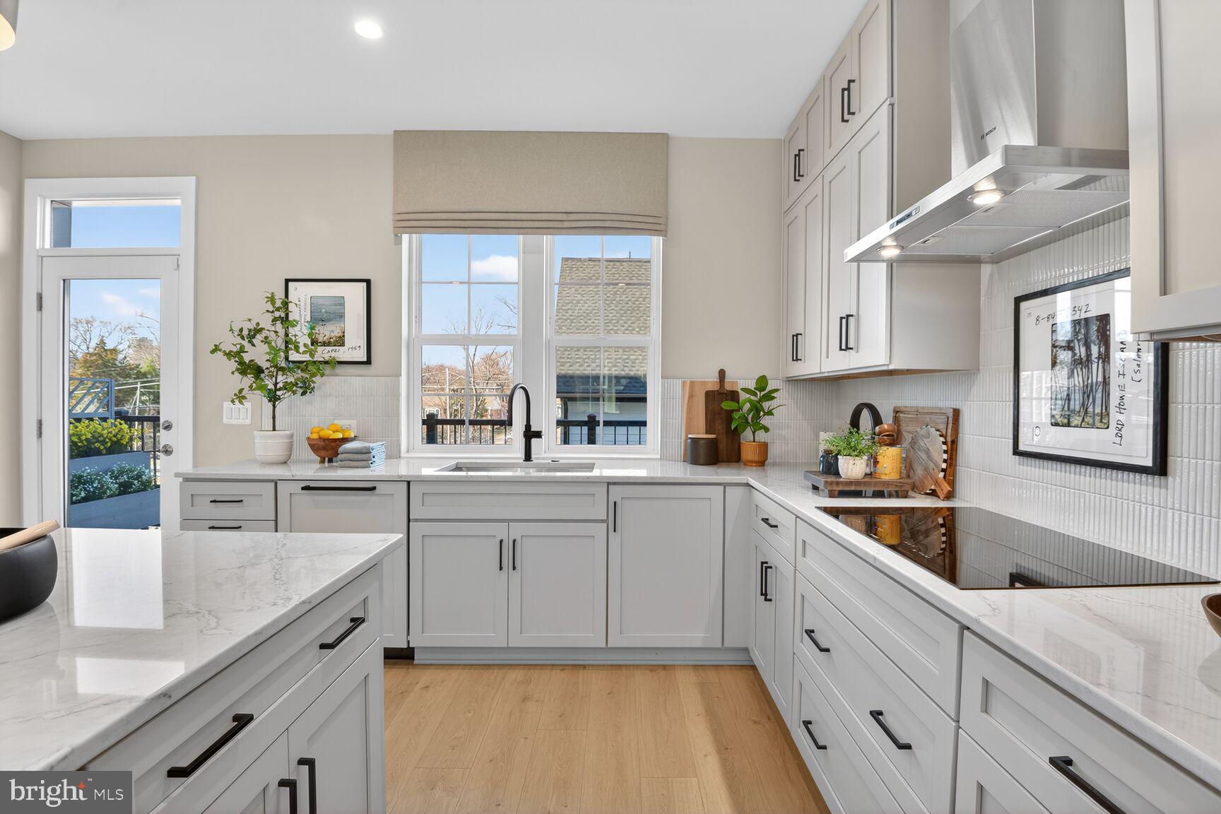 STRATHMORE VIEW - Residential