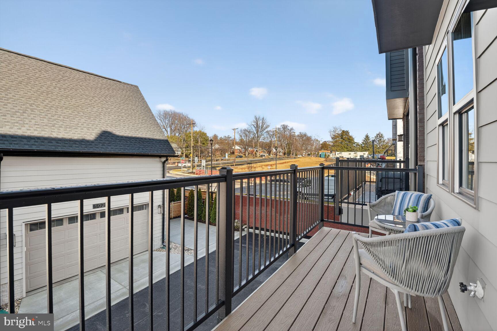 STRATHMORE VIEW - Residential