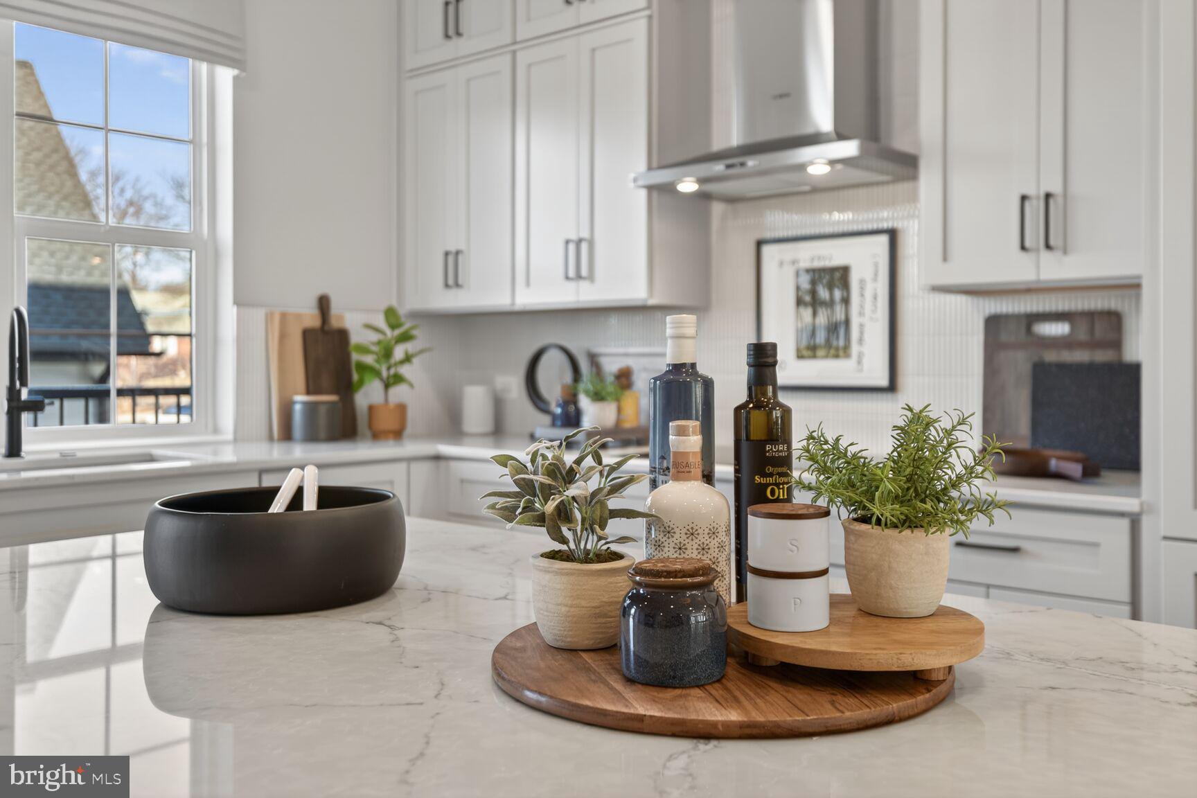 STRATHMORE VIEW - Residential