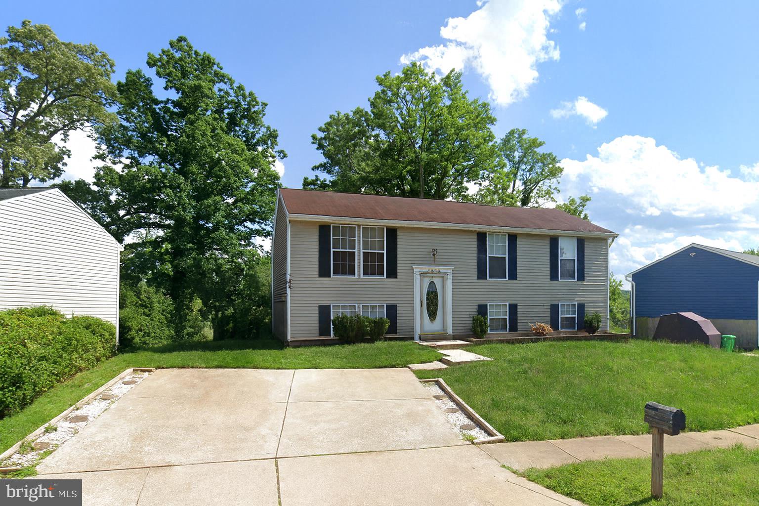 CORAL HILLS - Residential Lease