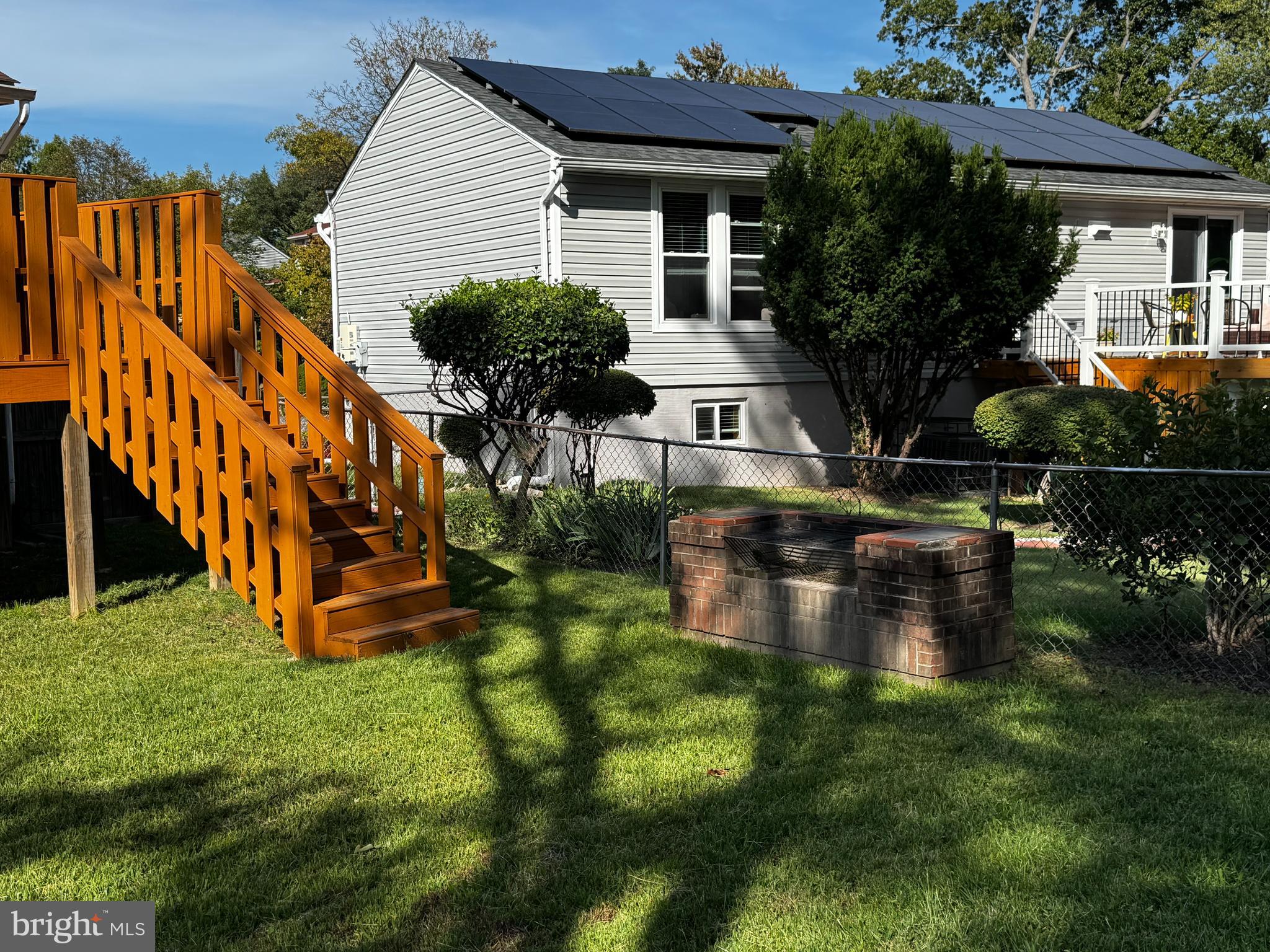 CORAL HILLS - Residential Lease