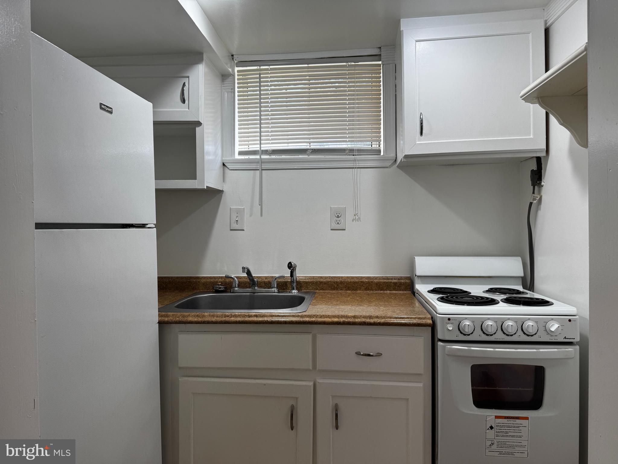 CORAL HILLS - Residential Lease