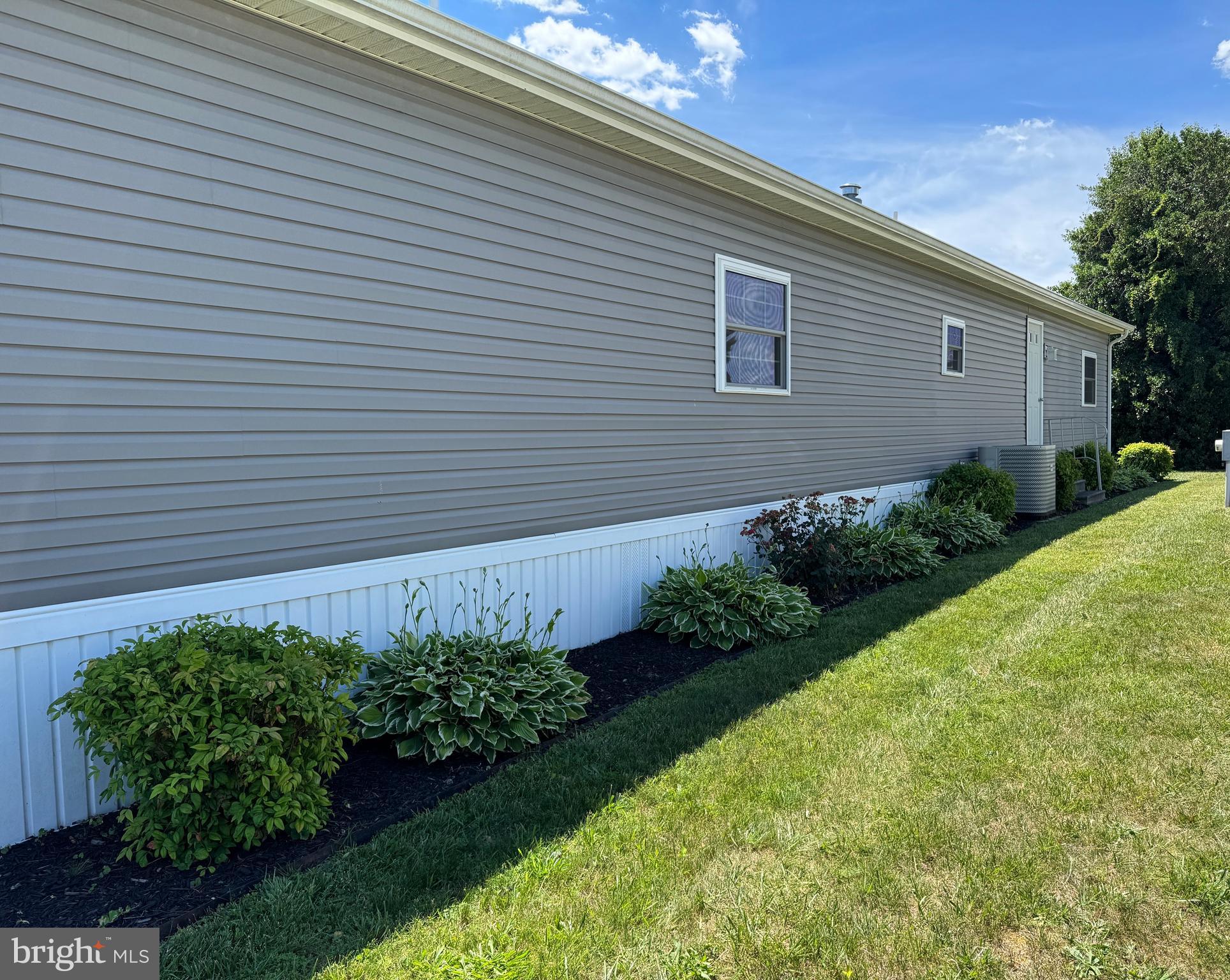 21 POWDER HORN LANE