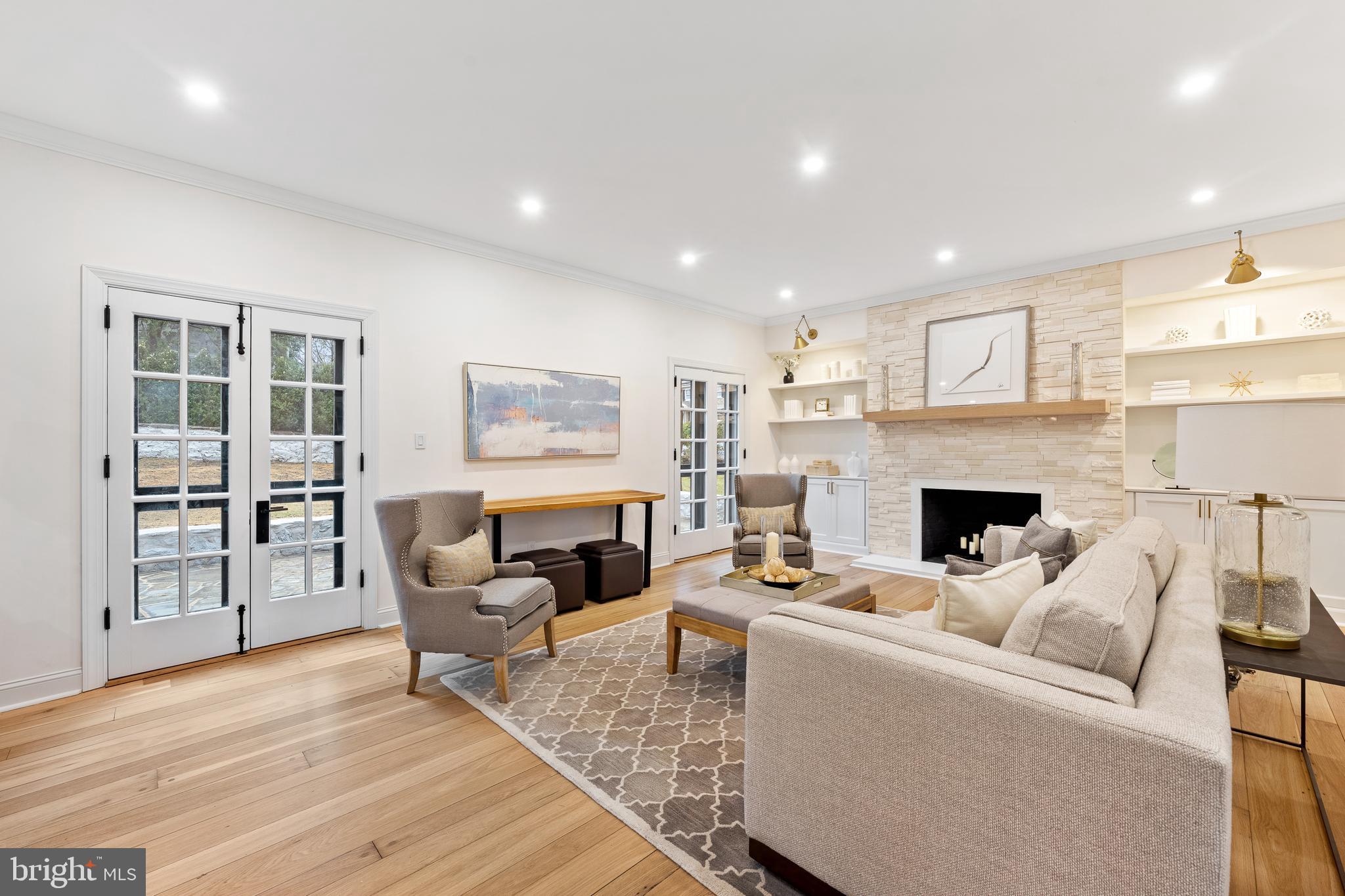 SOUTH WAYNE - Residential