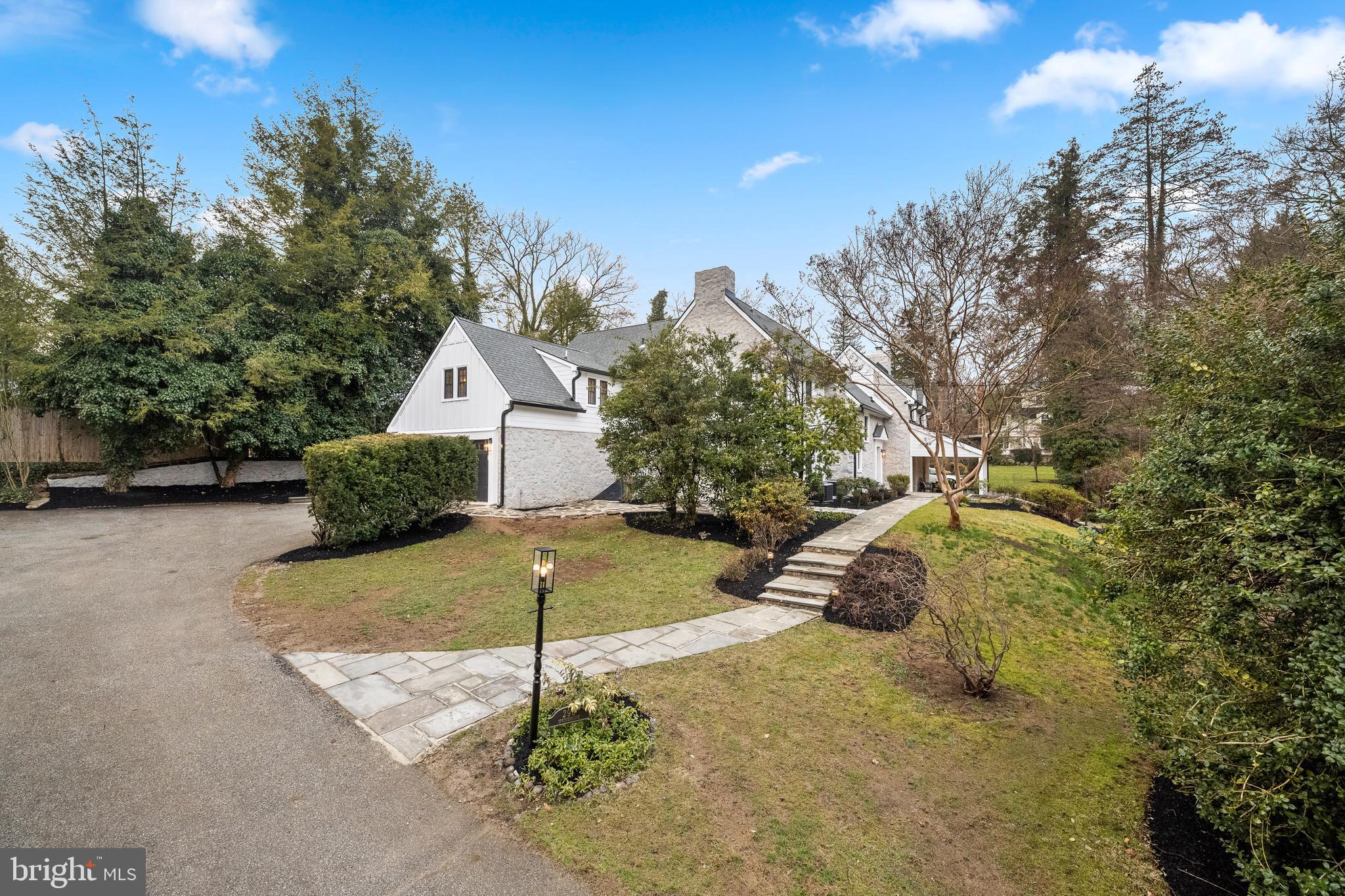 SOUTH WAYNE - Residential