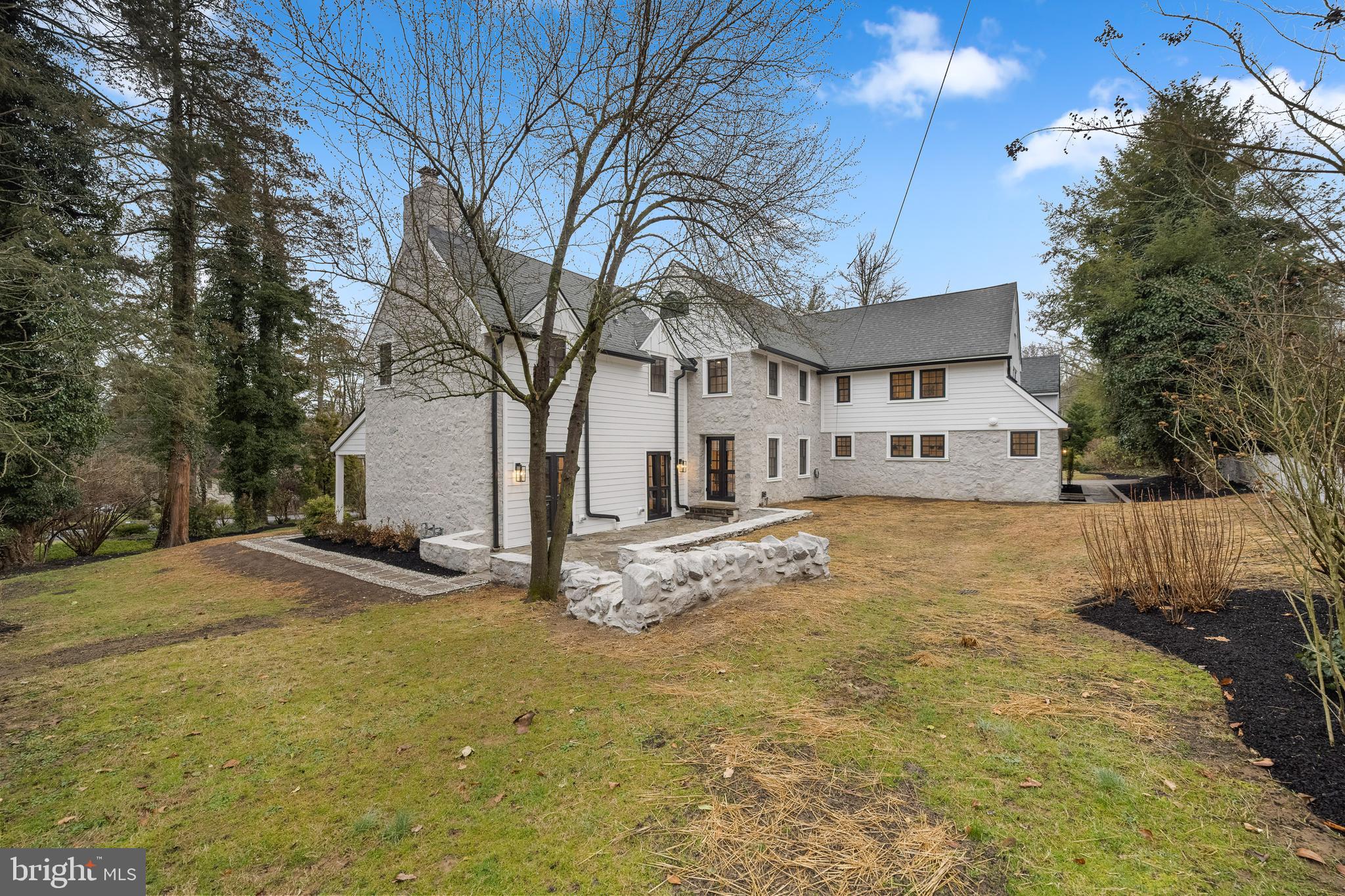 SOUTH WAYNE - Residential