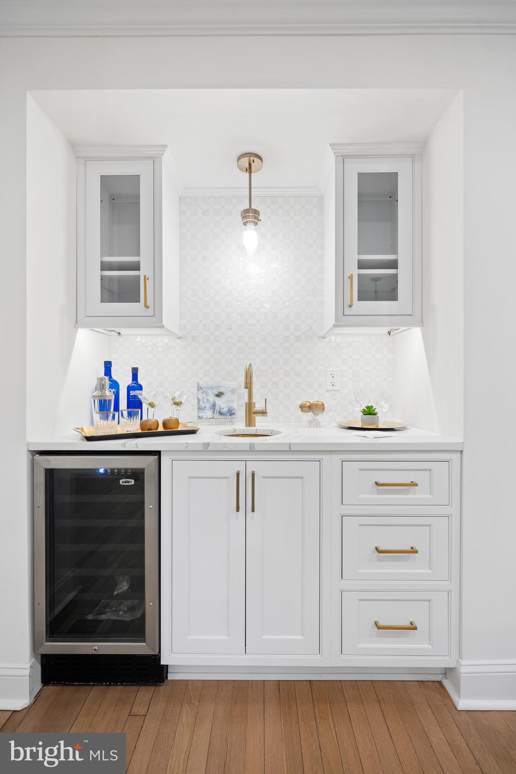 SOUTH WAYNE - Residential