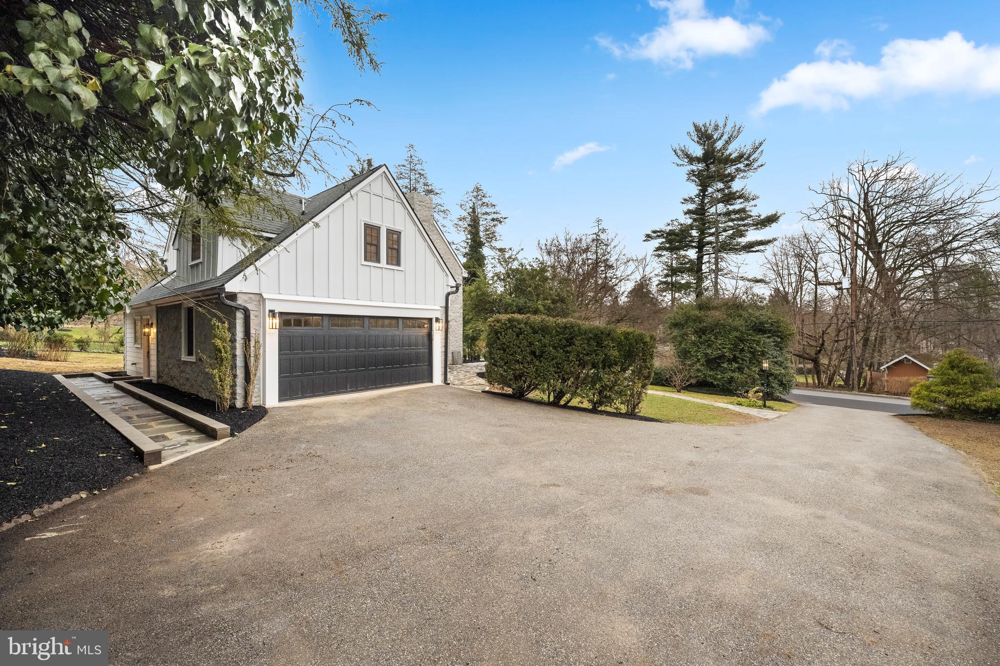 SOUTH WAYNE - Residential