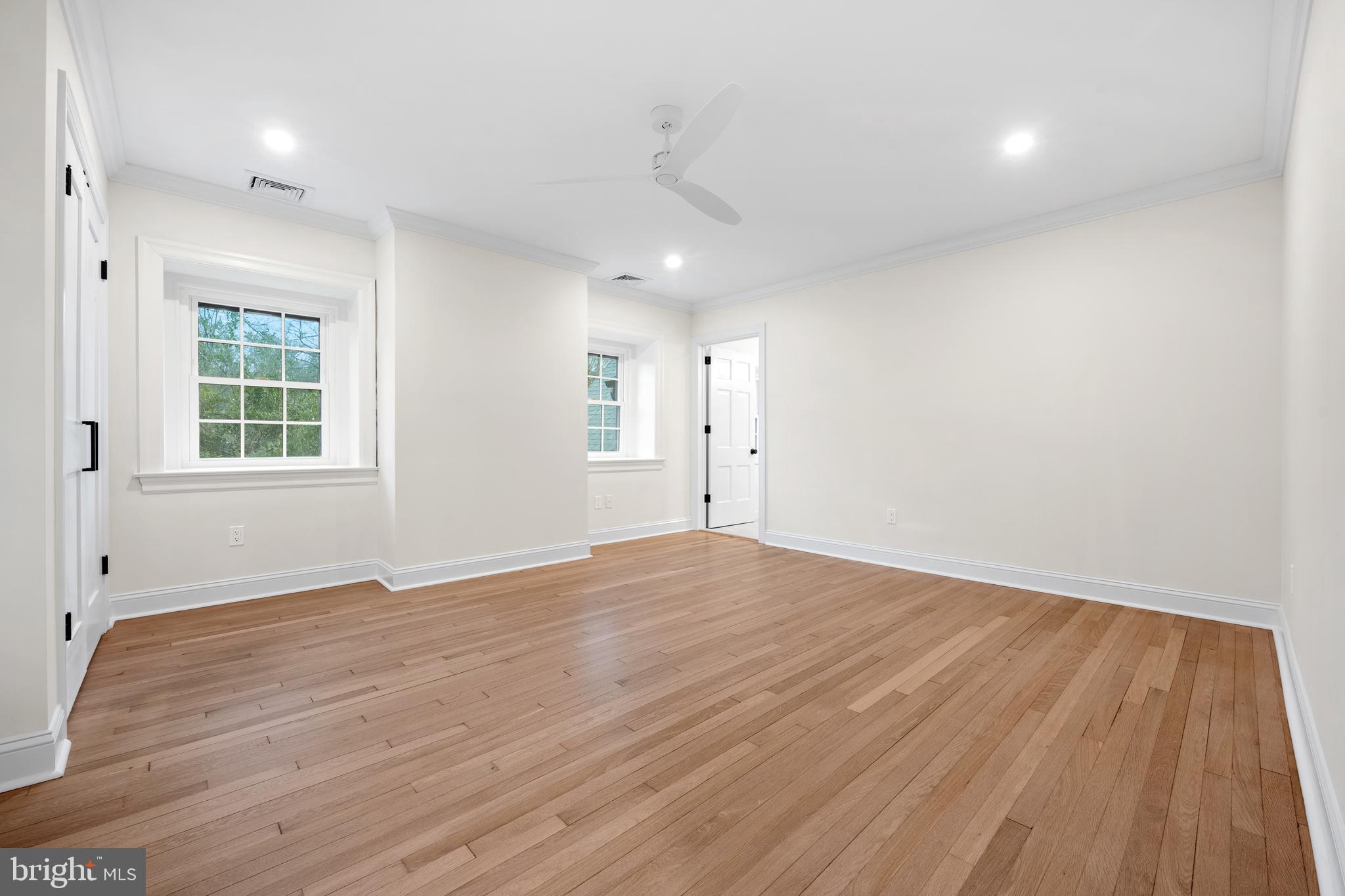 SOUTH WAYNE - Residential