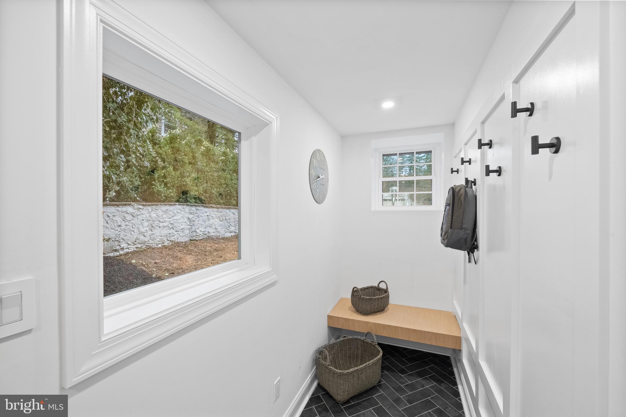 SOUTH WAYNE - Residential