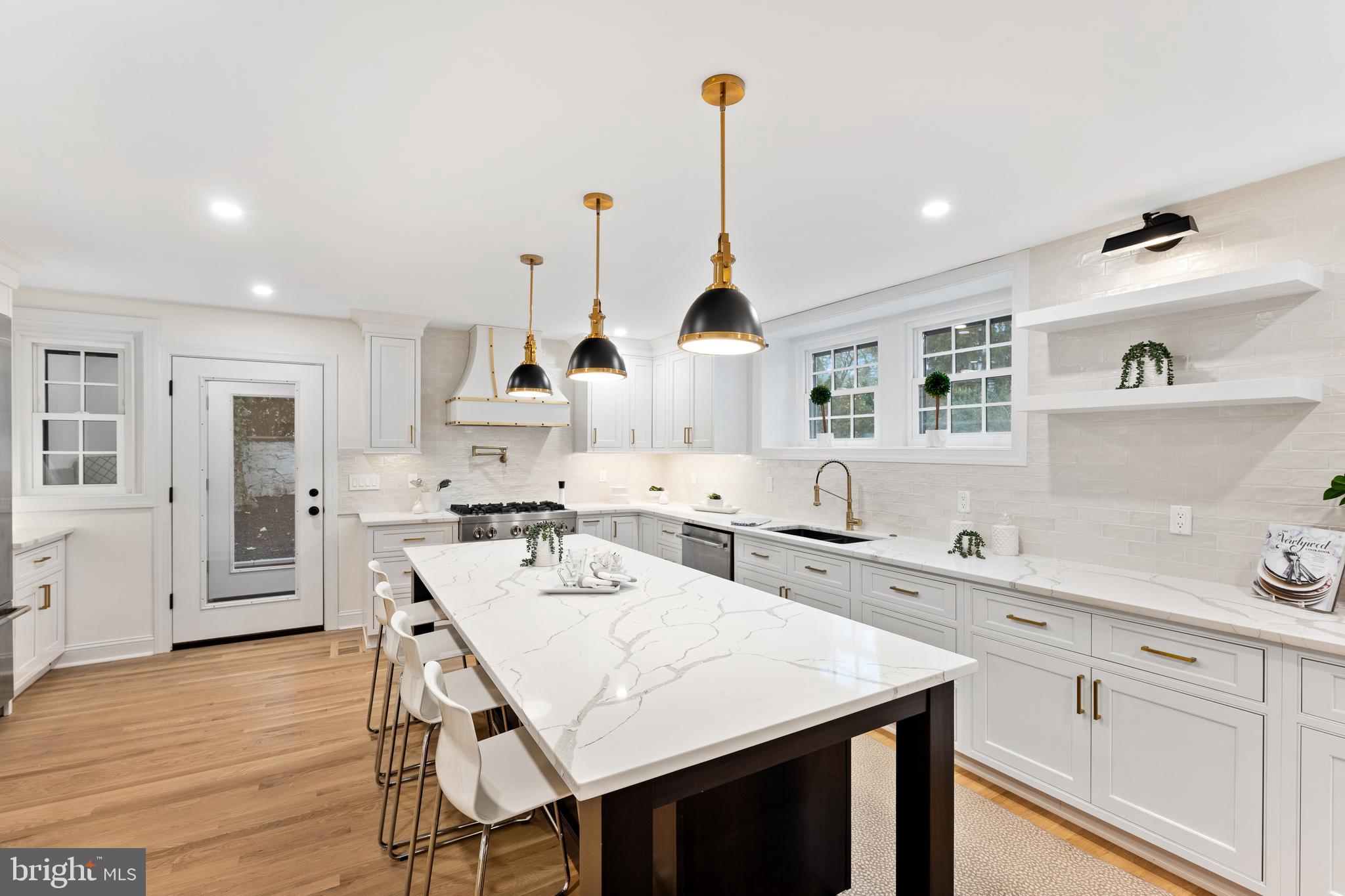 SOUTH WAYNE - Residential