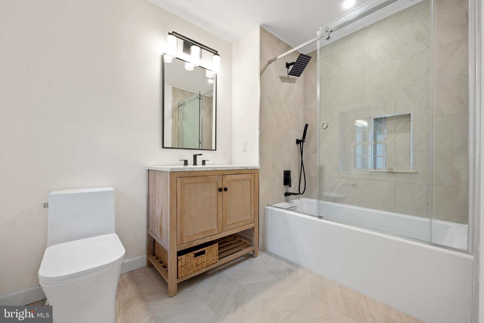 SOUTH WAYNE - Residential