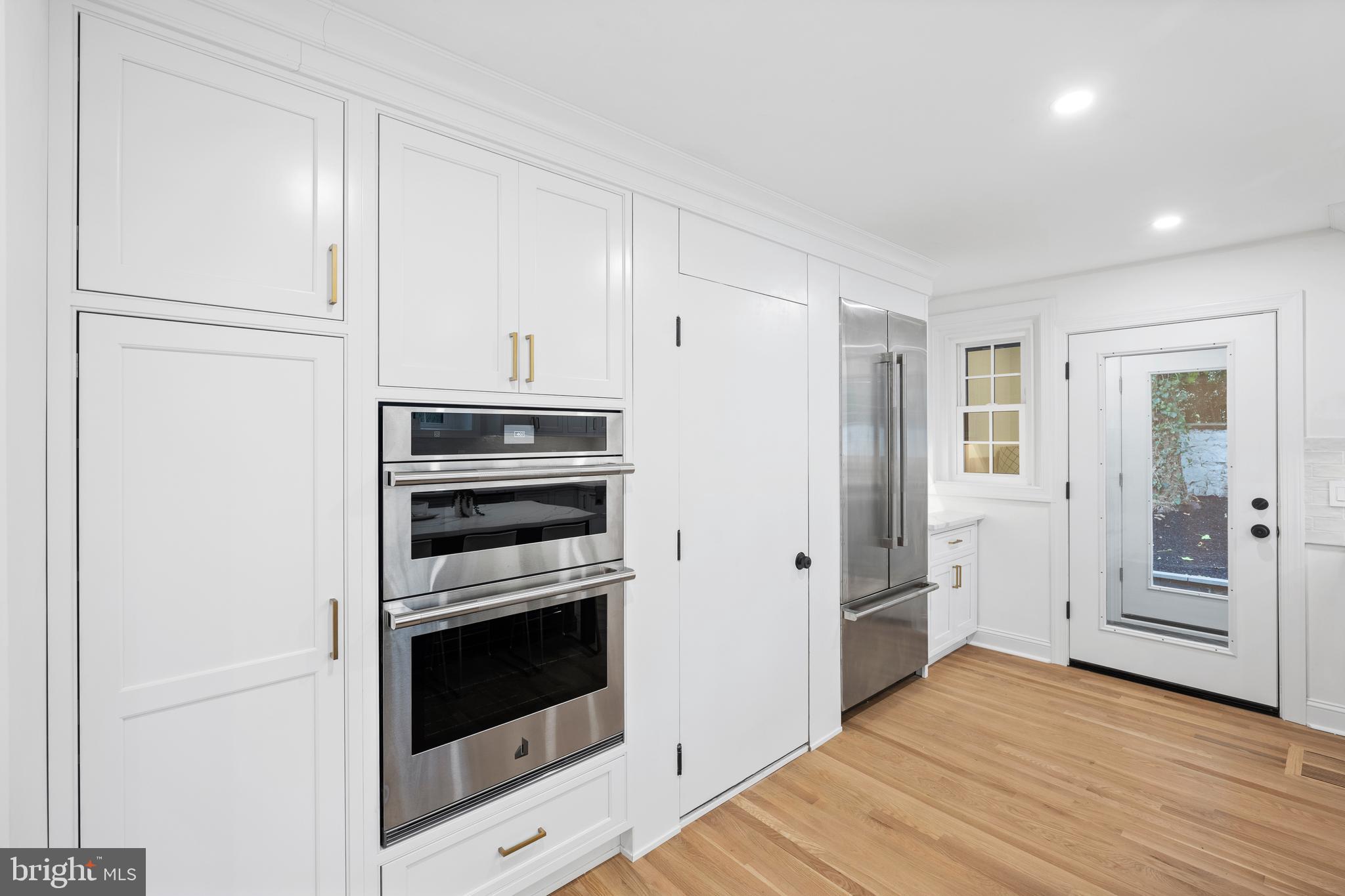 SOUTH WAYNE - Residential