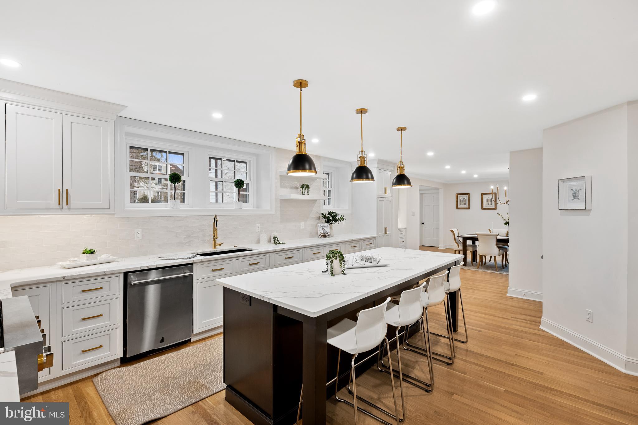 SOUTH WAYNE - Residential