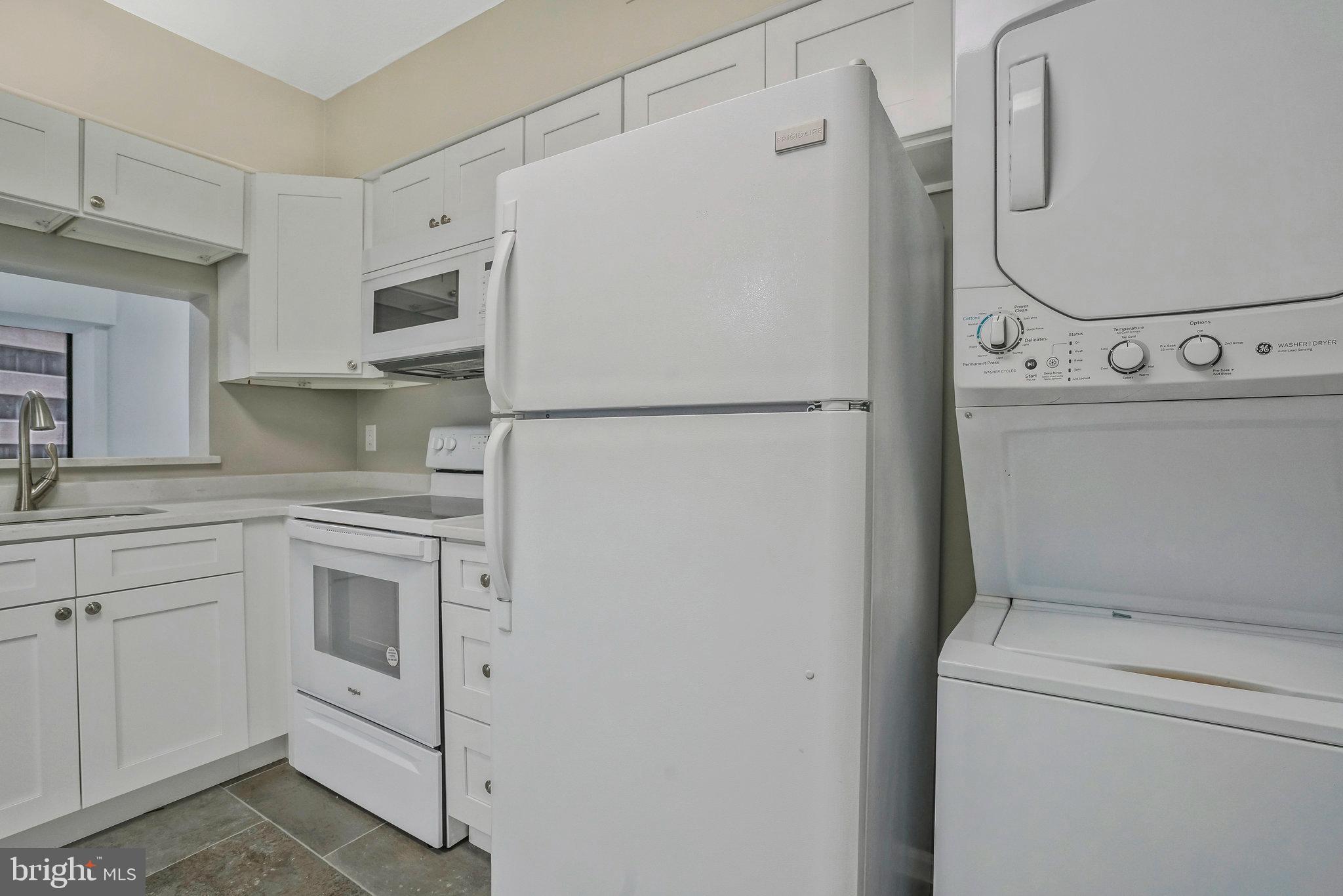 1805 CRYSTAL DRIVE 515S