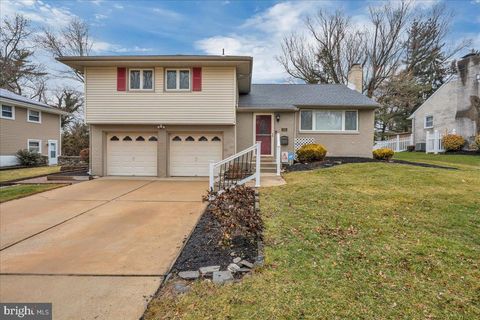 114 WEATHER VANE DRIVE CHERRY HILL NJ 08002