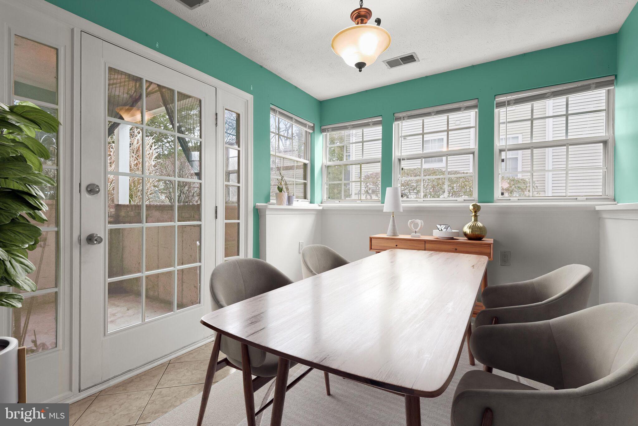 ELKRIDGE TOWN CENTER - Residential