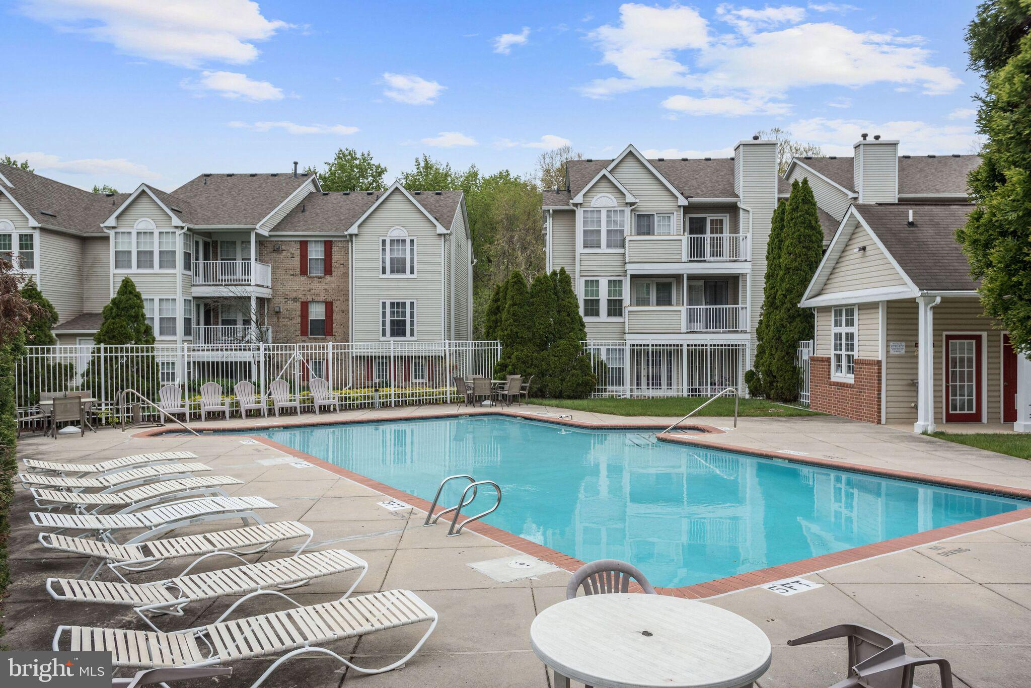 ELKRIDGE TOWN CENTER - Residential