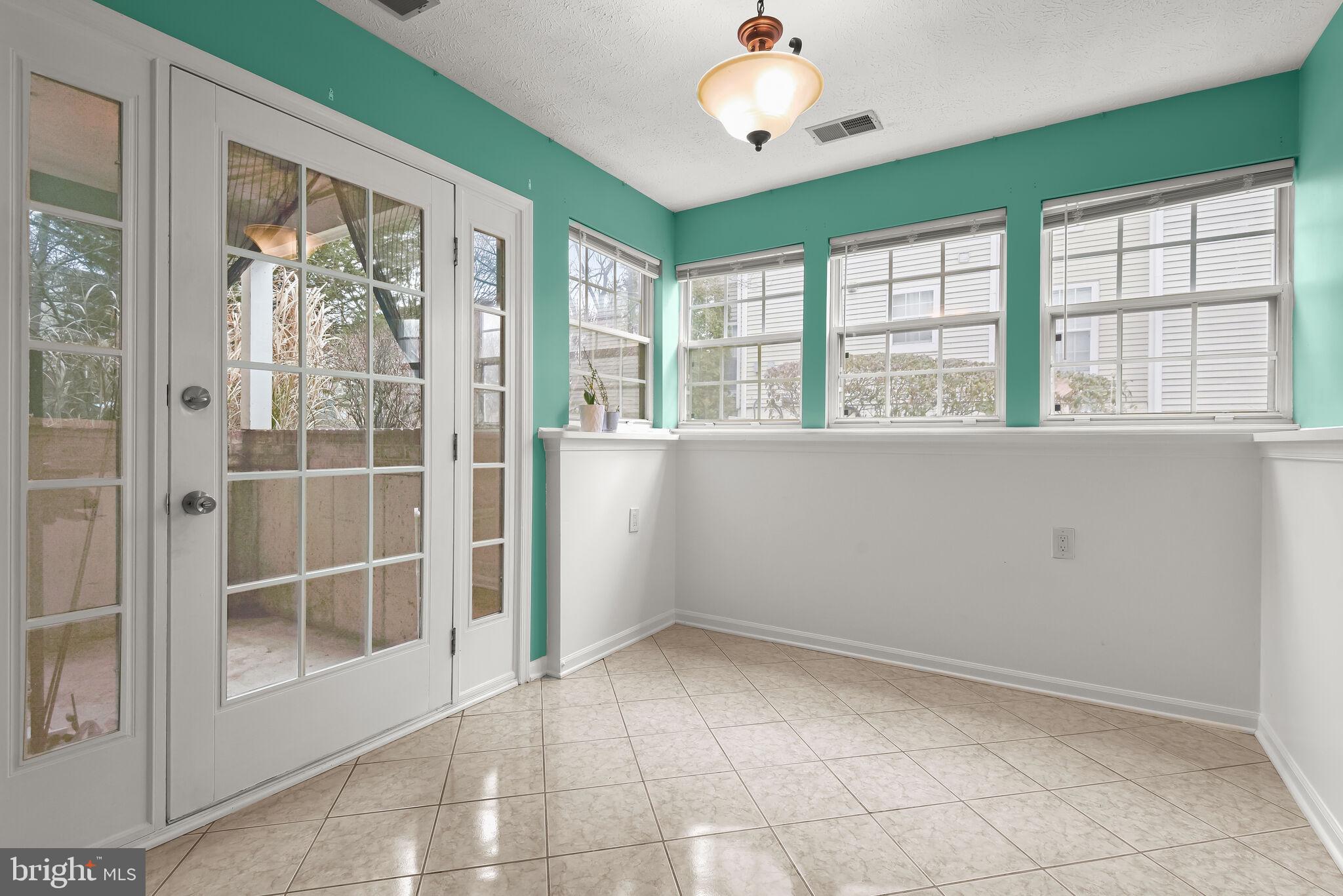 ELKRIDGE TOWN CENTER - Residential