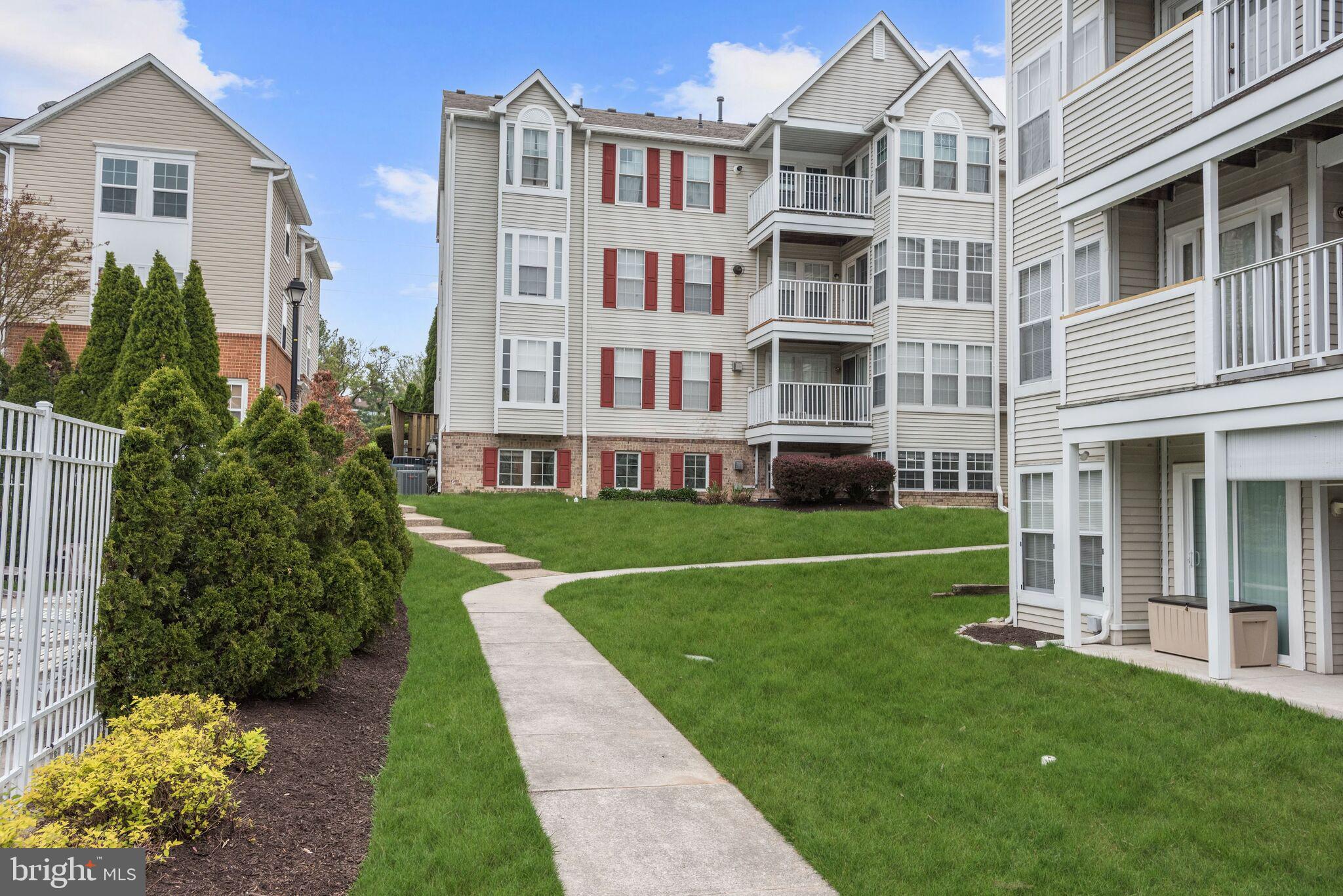 ELKRIDGE TOWN CENTER - Residential