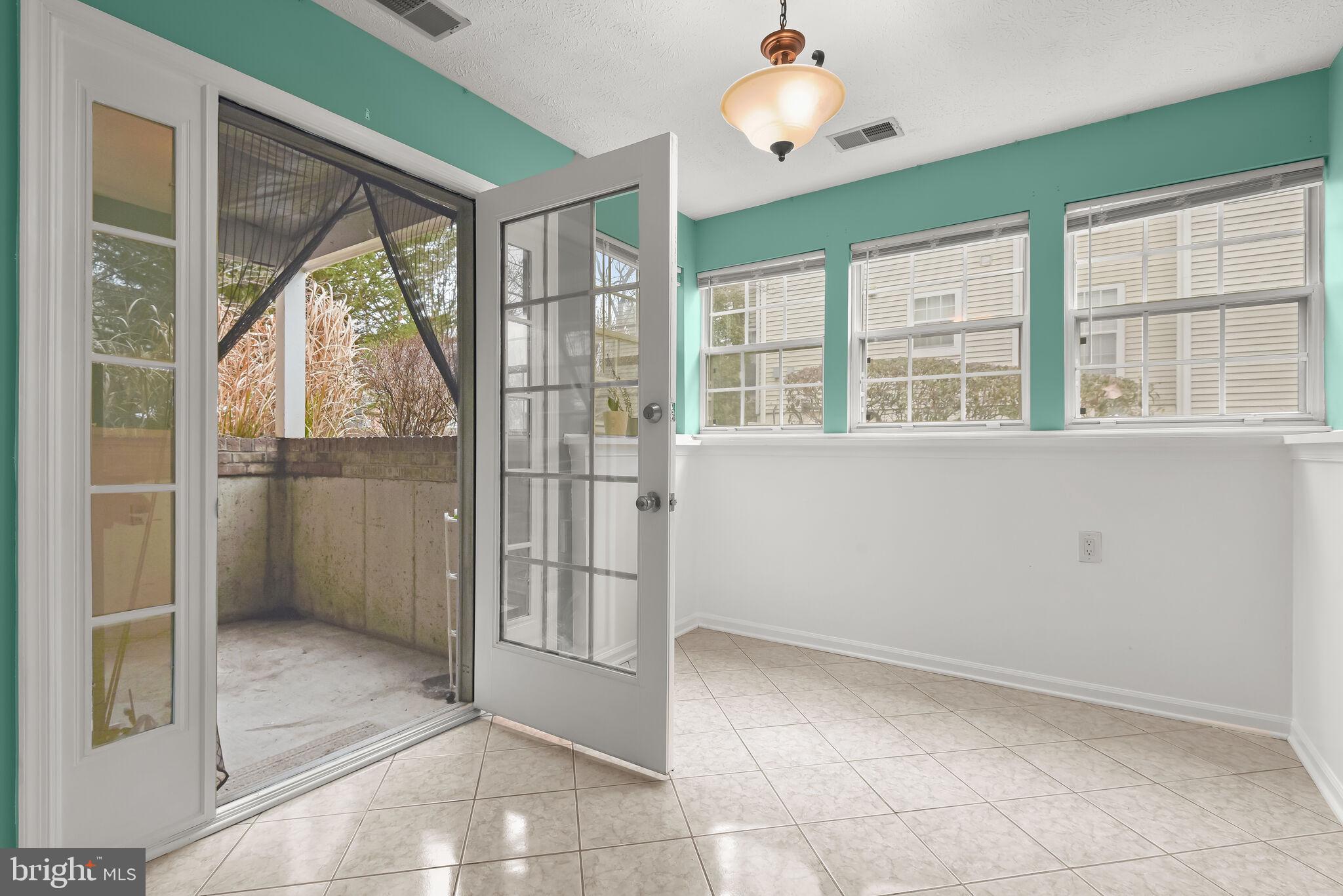 ELKRIDGE TOWN CENTER - Residential