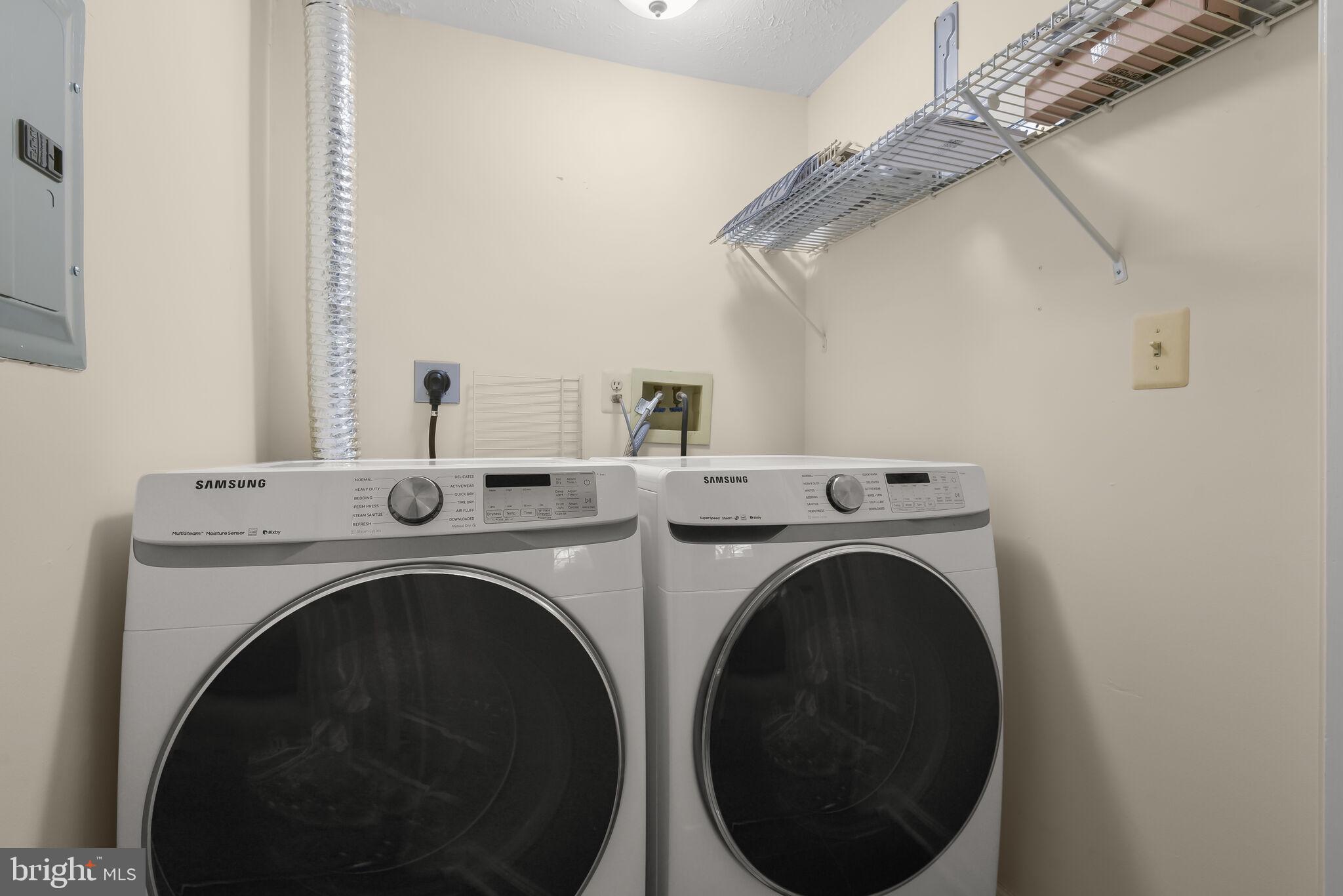 ELKRIDGE TOWN CENTER - Residential