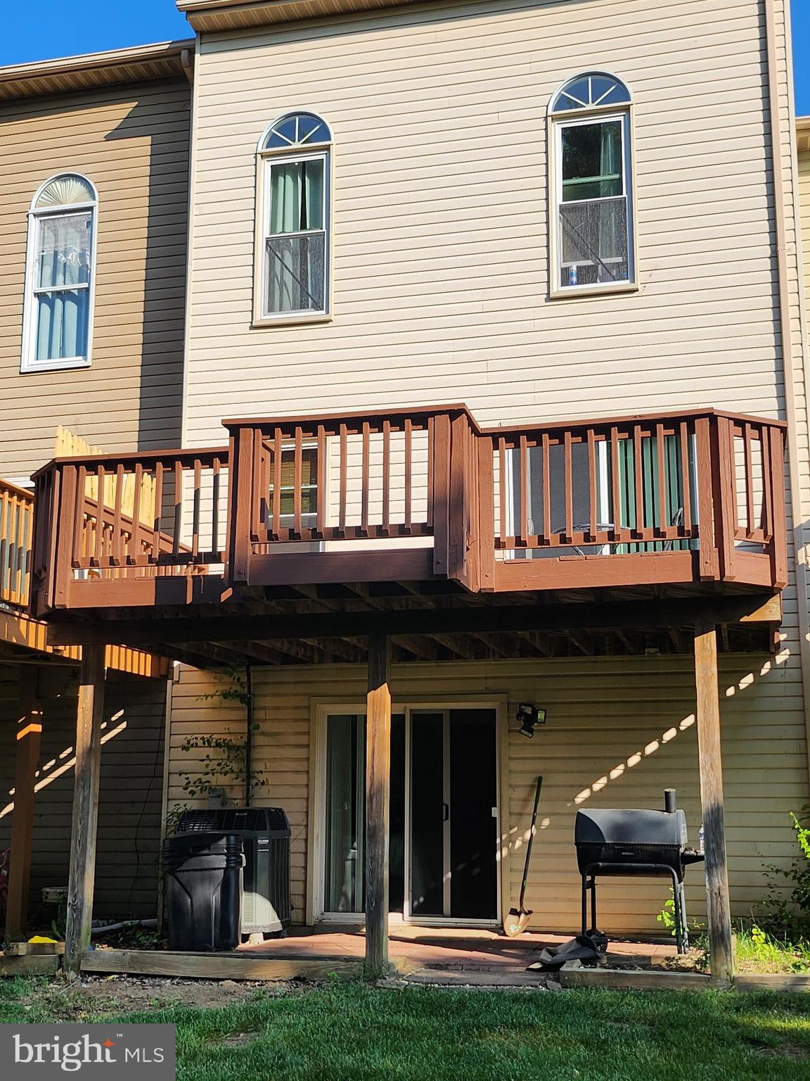 FAIRBROOK - Residential