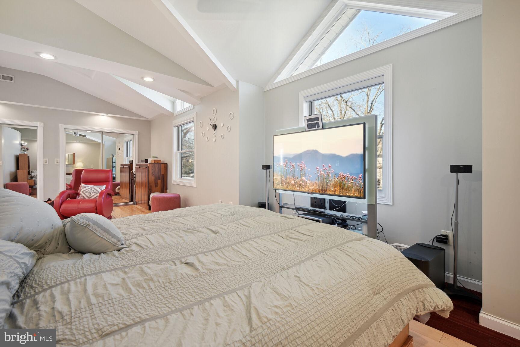 BURNING TREE VALLEY - Residential