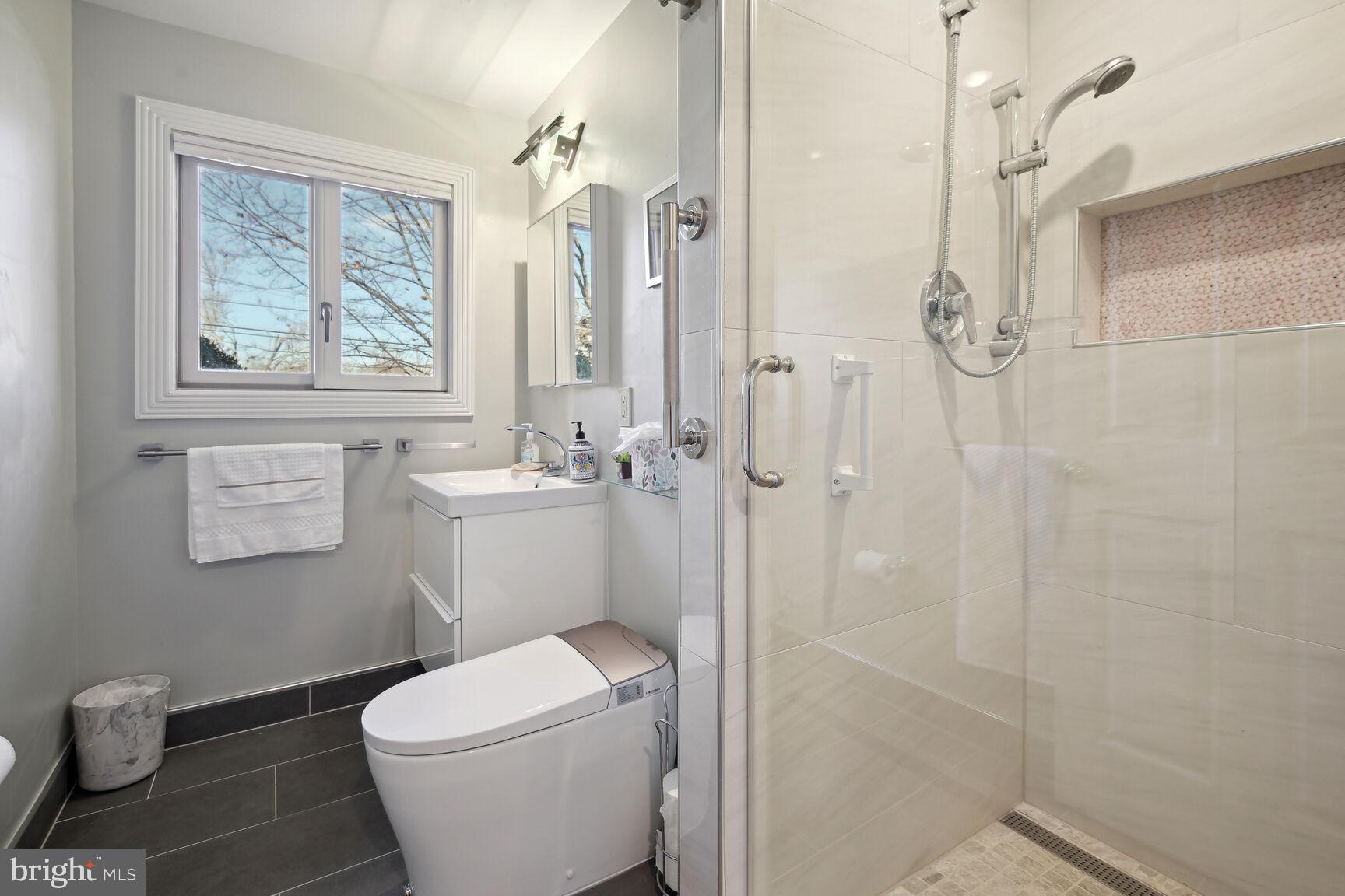 BURNING TREE VALLEY - Residential