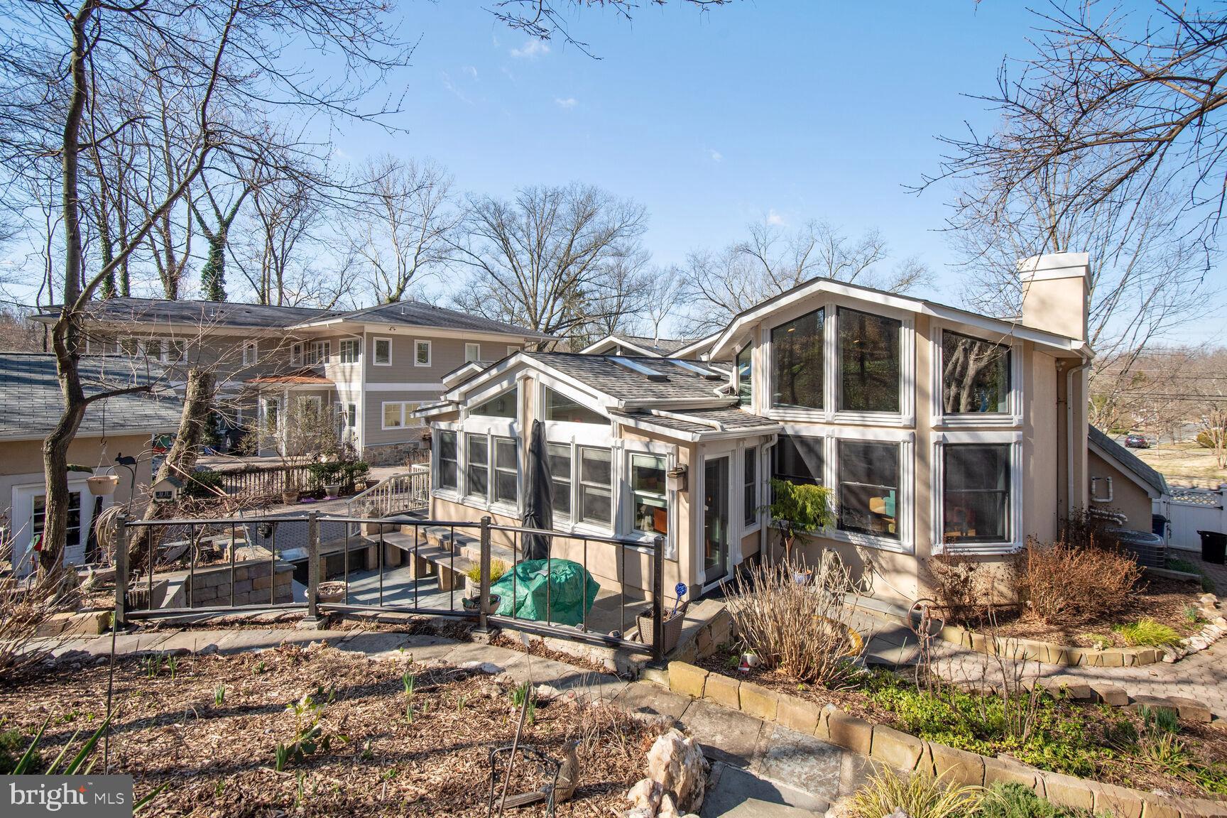 BURNING TREE VALLEY - Residential