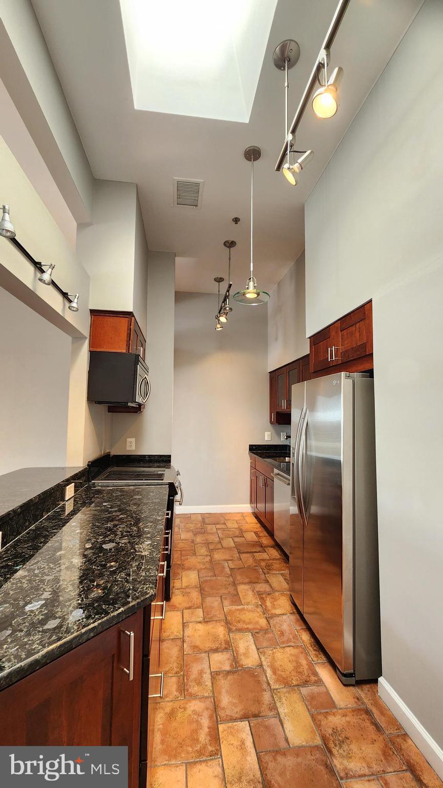 OLD TOWN ALEXANDRIA - Residential Lease