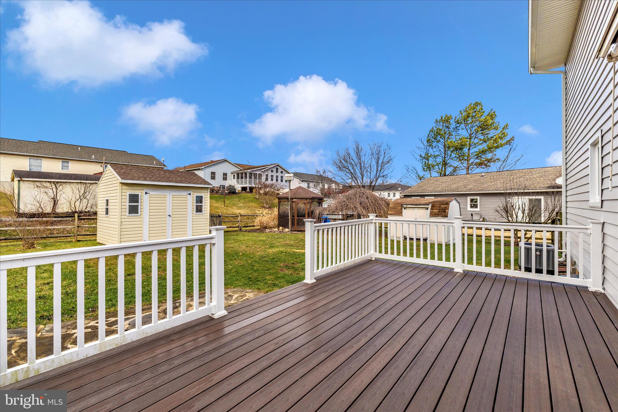 COLONIAL HEIGHTS - Residential