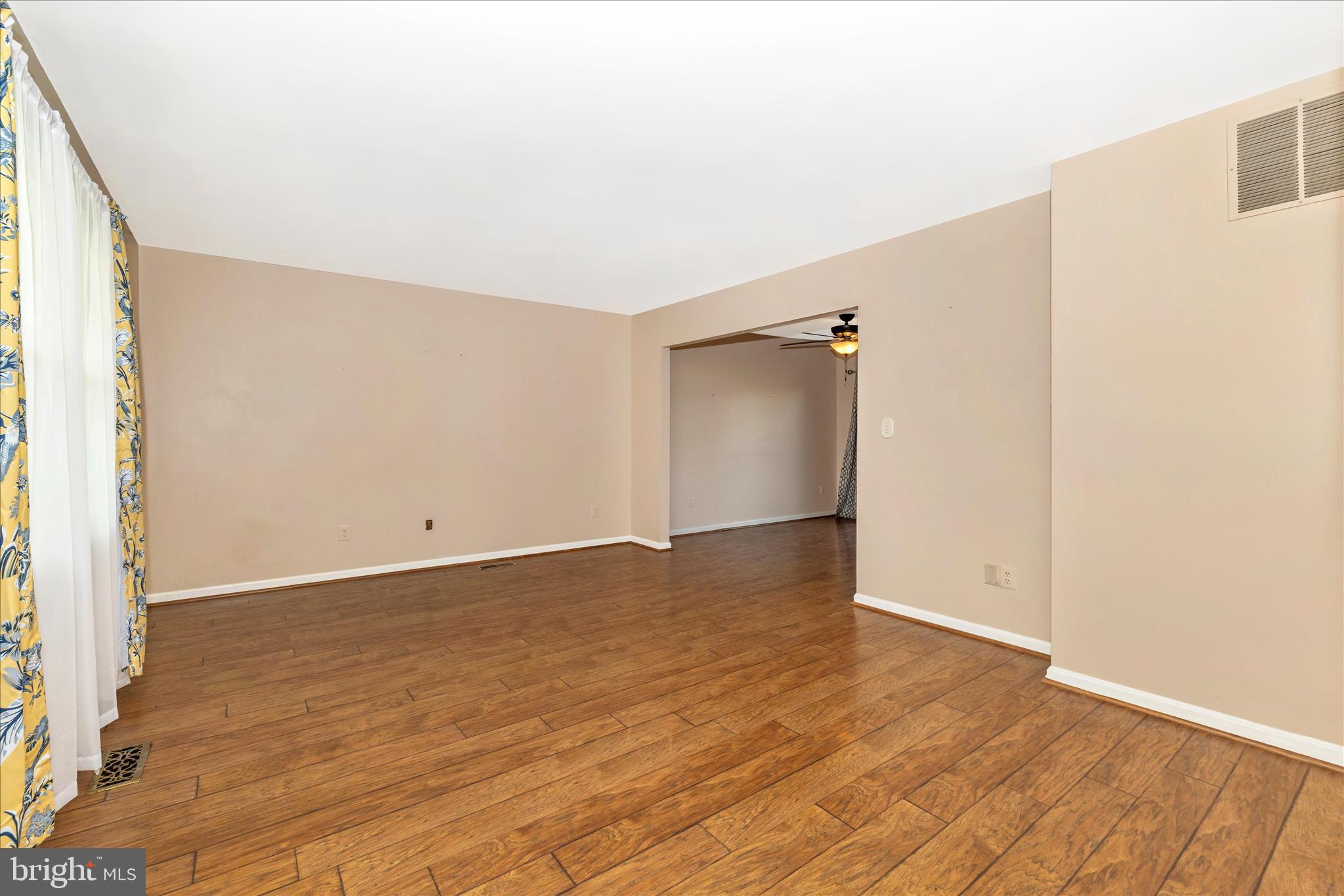 COLONIAL HEIGHTS - Residential