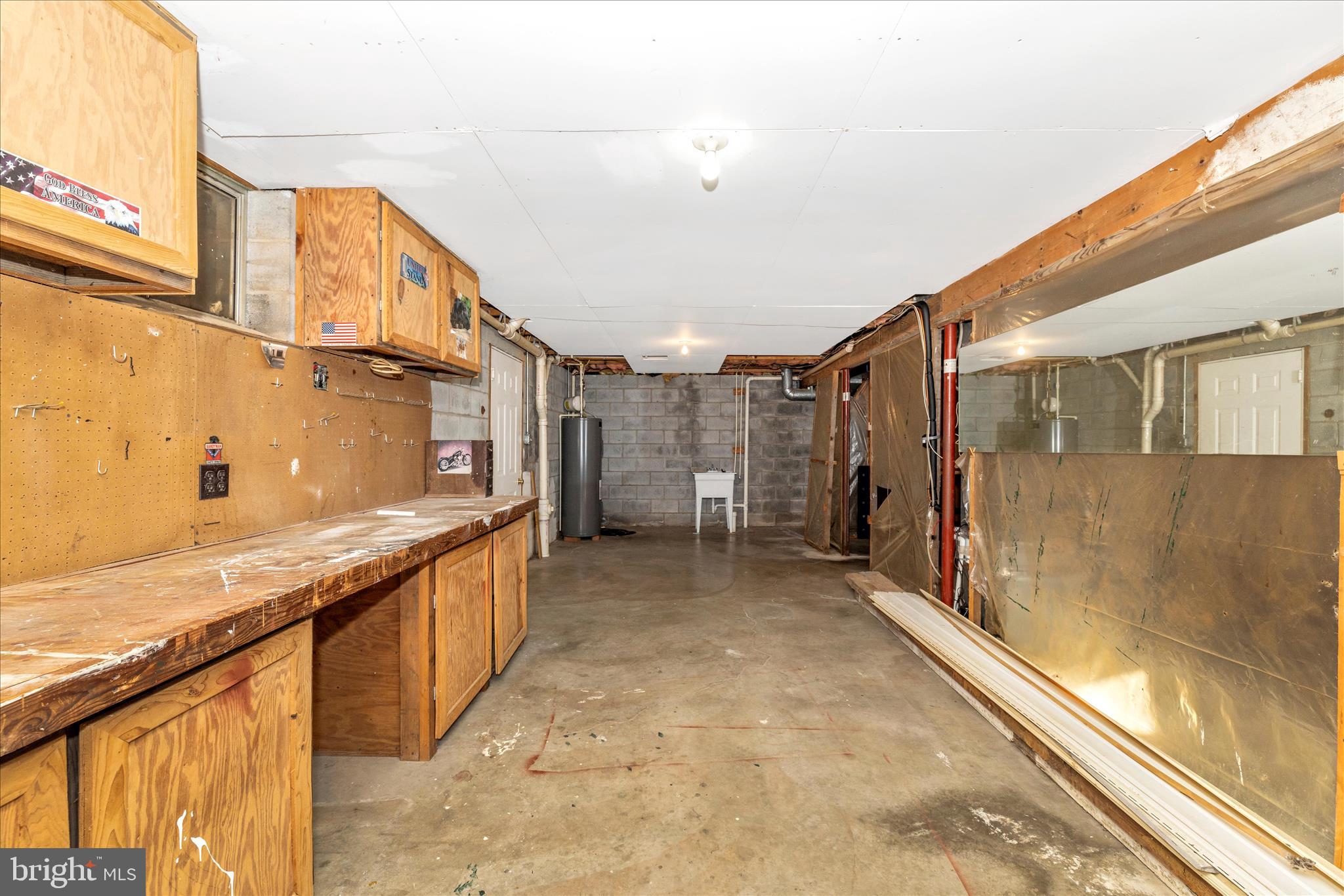 COLONIAL HEIGHTS - Residential